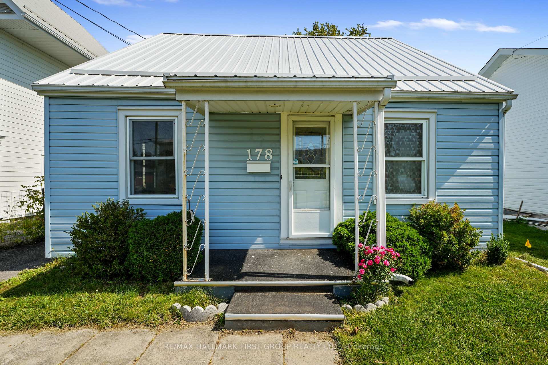Photo 4 of 178 Stuart Street, Cobourg — HOMEH