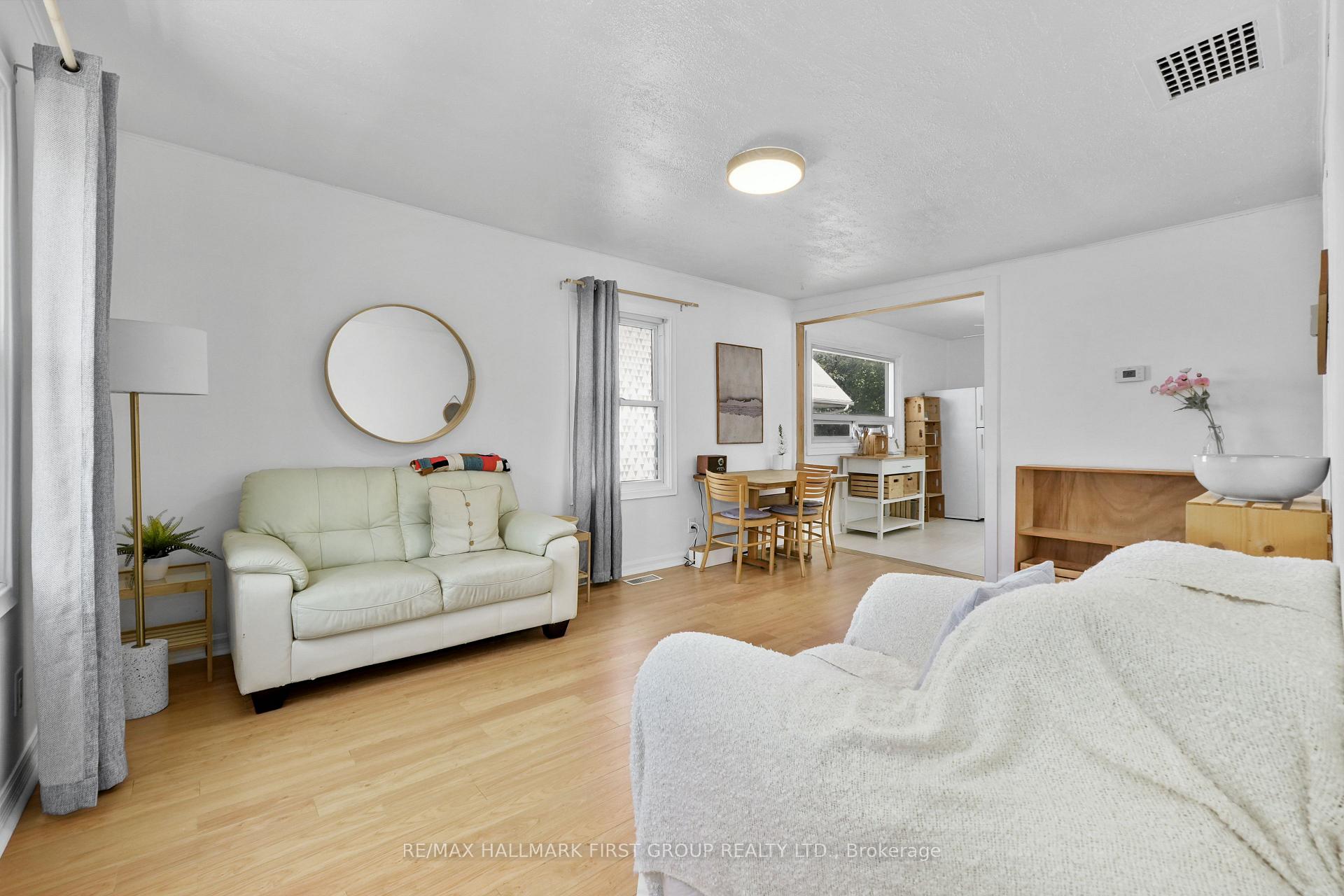 Photo 8 of 178 Stuart Street, Cobourg — HOMEH