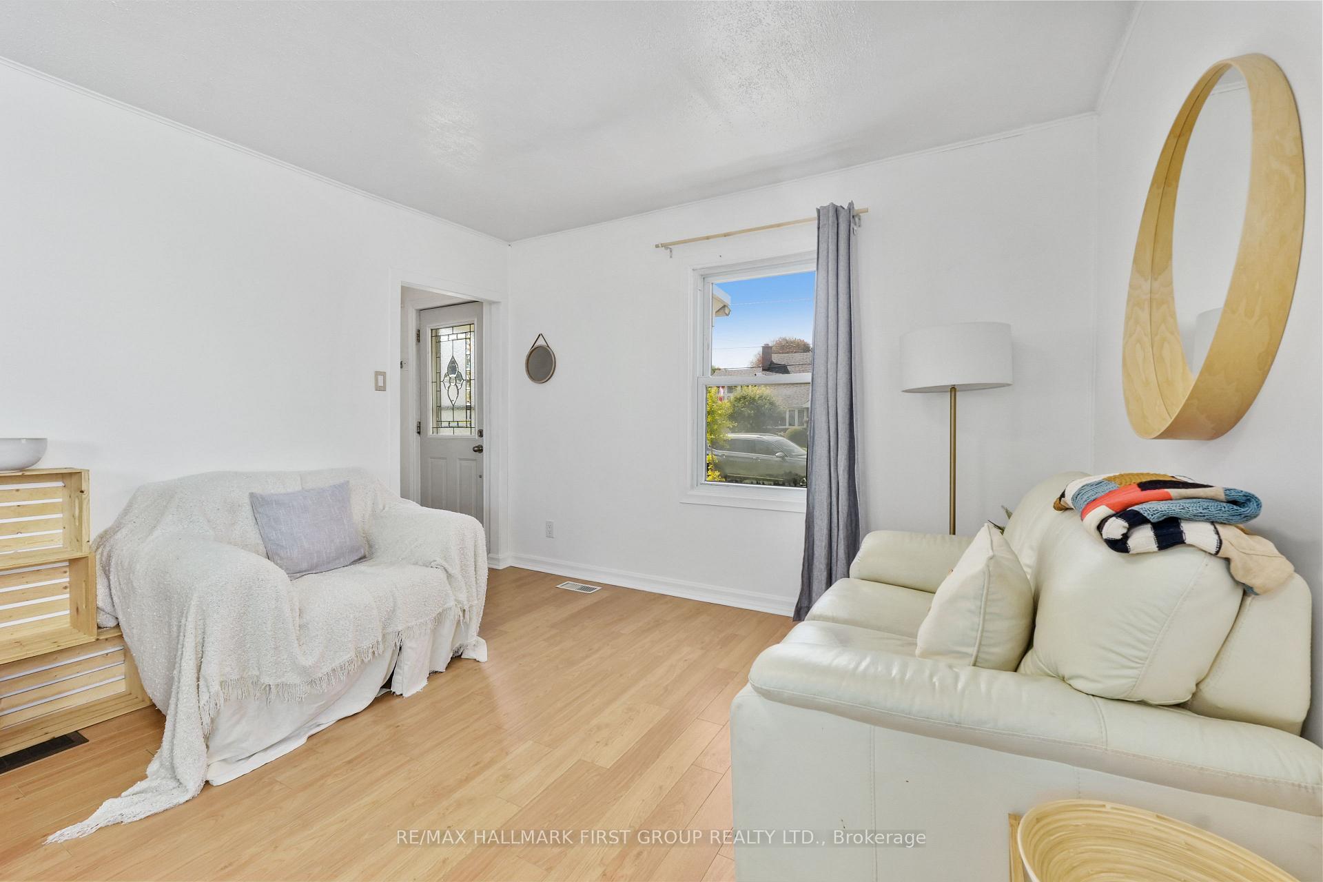 Photo 9 of 178 Stuart Street, Cobourg — HOMEH