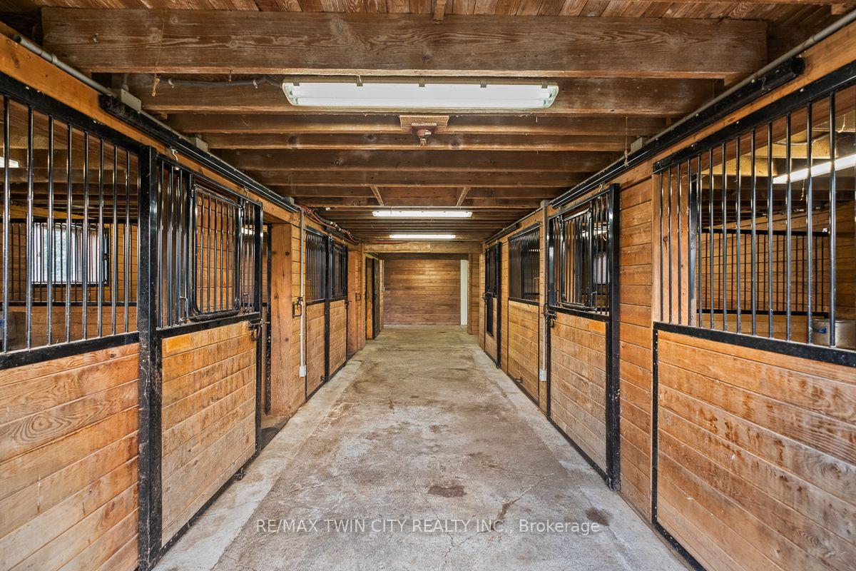 Photo 57 of 1532 6th Concession Road W, Hamilton, Rural Flamborough — HOMEH