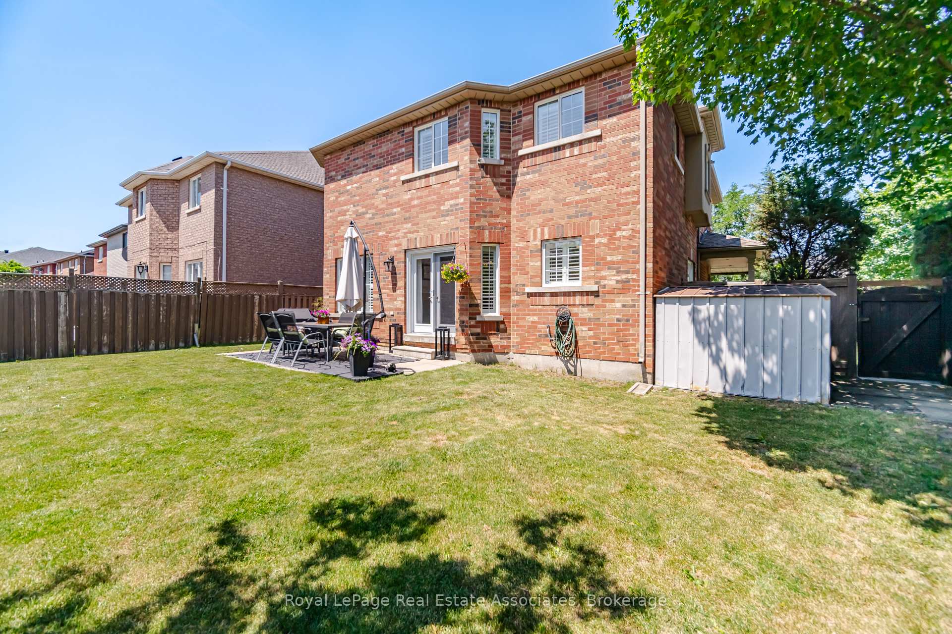 Photo 45 of 2 Olde Town Road, Brampton, Fletcher's Creek Village — HOMEH