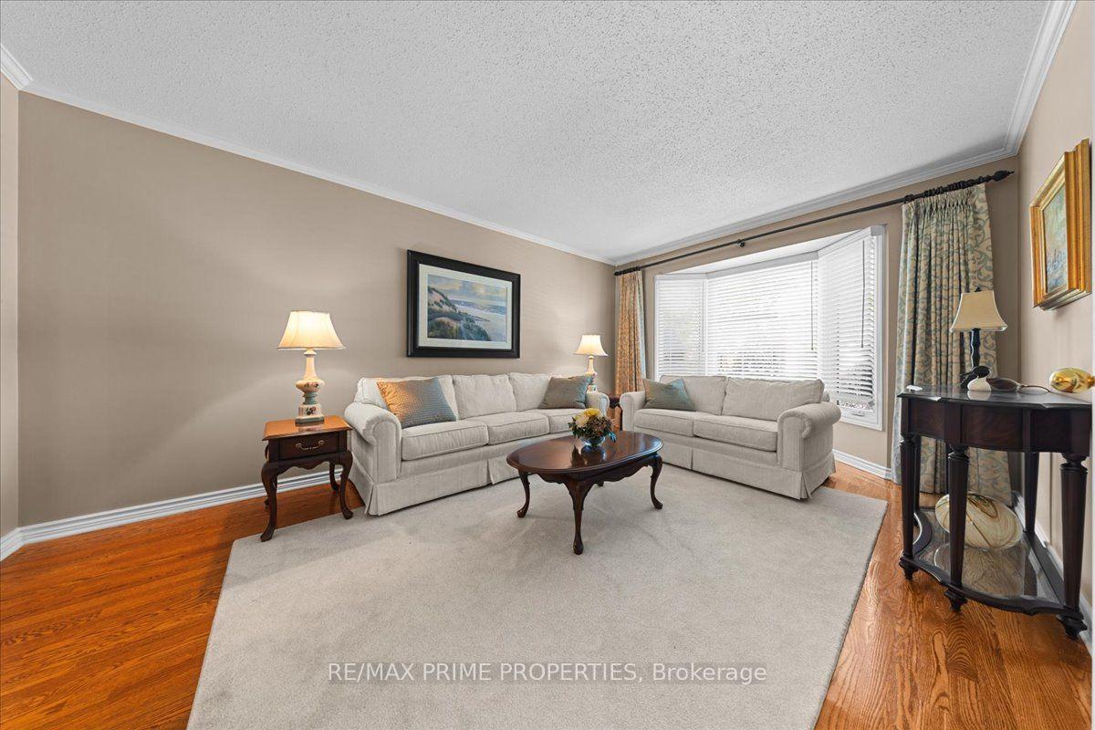 Photo 7 of 1020 Driftwood Crescent, Ottawa, Convent Glen — HOMEH