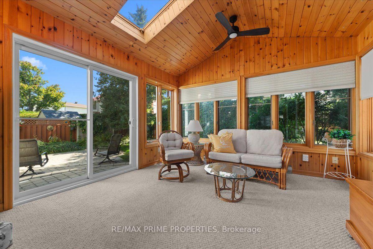 Photo 11 of 1020 Driftwood Crescent, Ottawa, Convent Glen — HOMEH