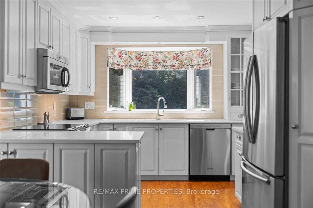 Photo 16 of 1020 Driftwood Crescent, Ottawa, Convent Glen — HOMEH