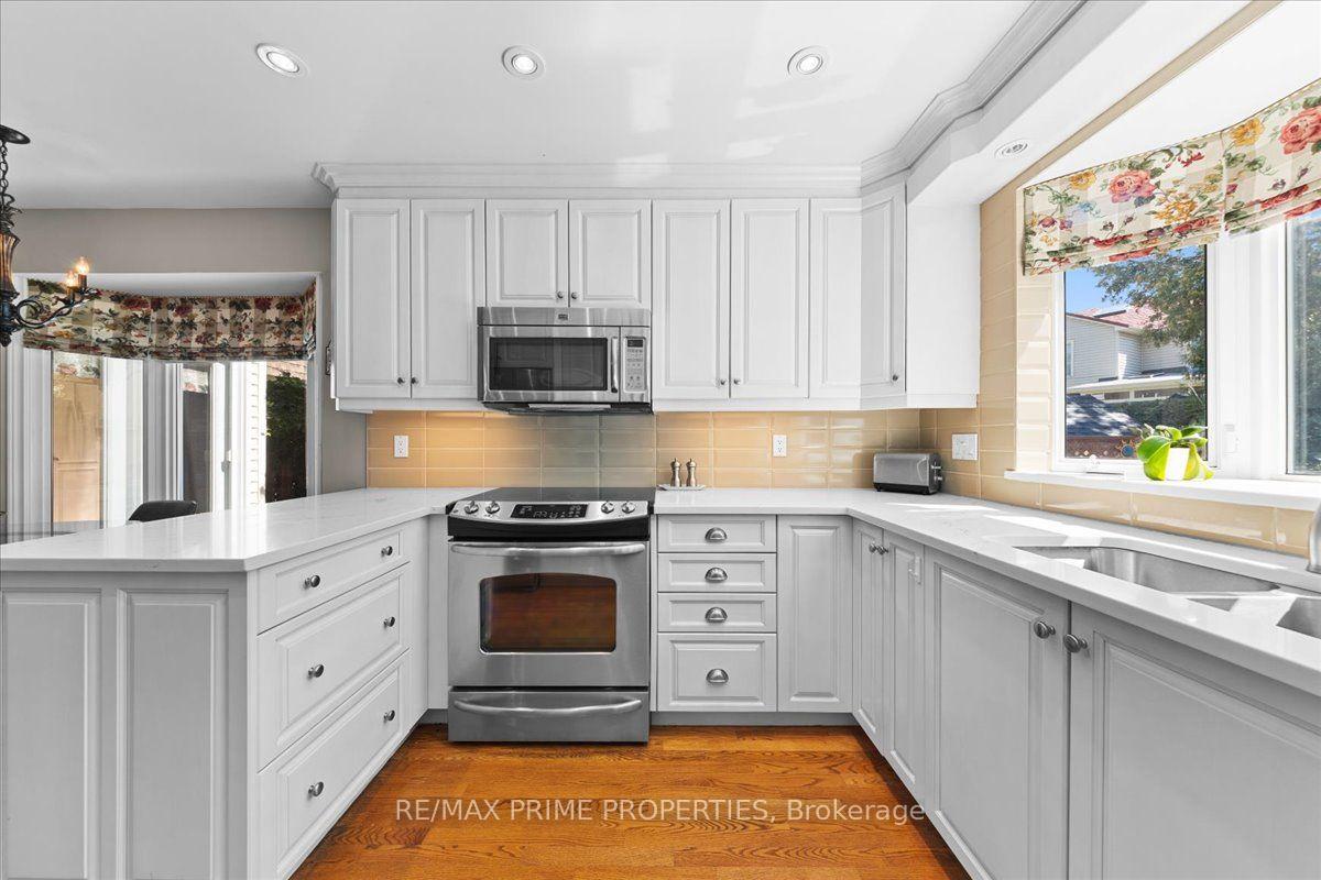 Photo 22 of 1020 Driftwood Crescent, Ottawa, Convent Glen — HOMEH