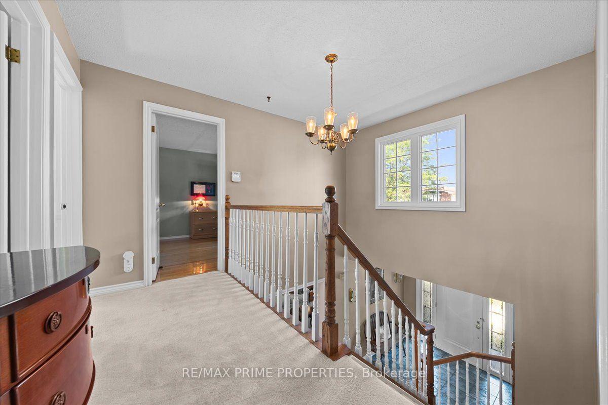 Photo 28 of 1020 Driftwood Crescent, Ottawa, Convent Glen — HOMEH