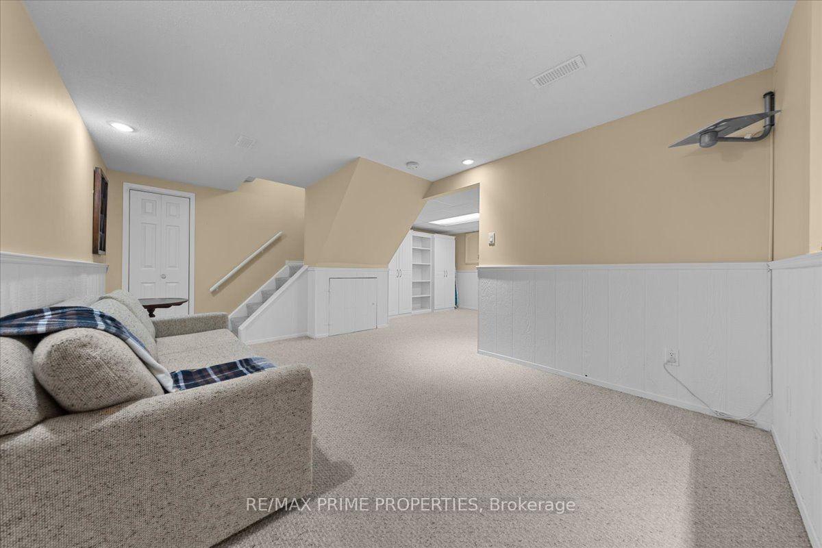 Photo 38 of 1020 Driftwood Crescent, Ottawa, Convent Glen — HOMEH