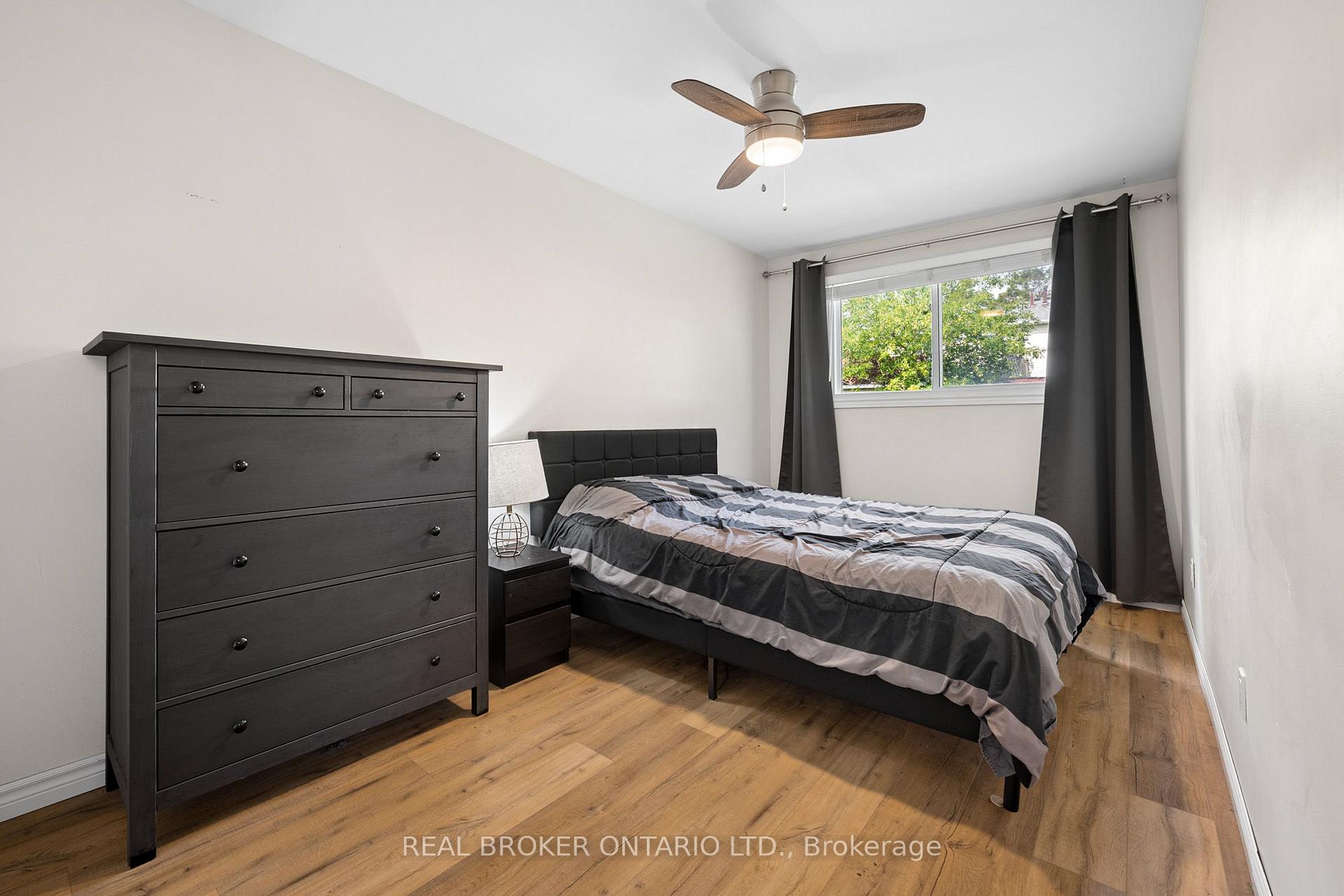 Photo 19 of 27 Nickolas Crescent, Cambridge, Silver Heights — HOMEH