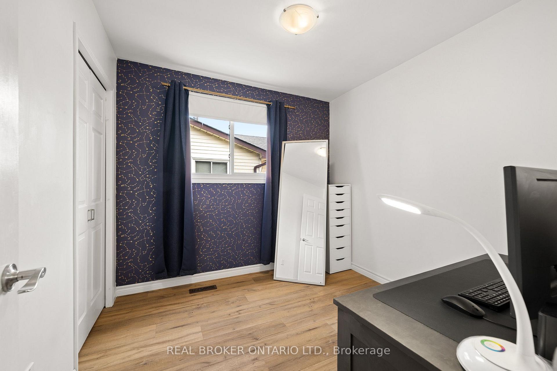 Photo 21 of 27 Nickolas Crescent, Cambridge, Silver Heights — HOMEH