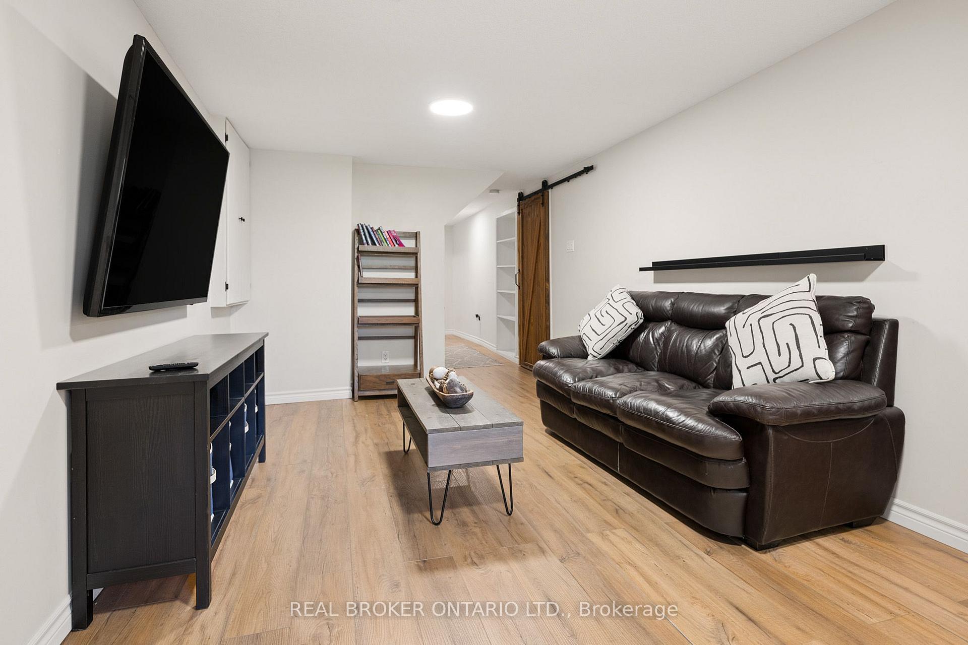Photo 27 of 27 Nickolas Crescent, Cambridge, Silver Heights — HOMEH