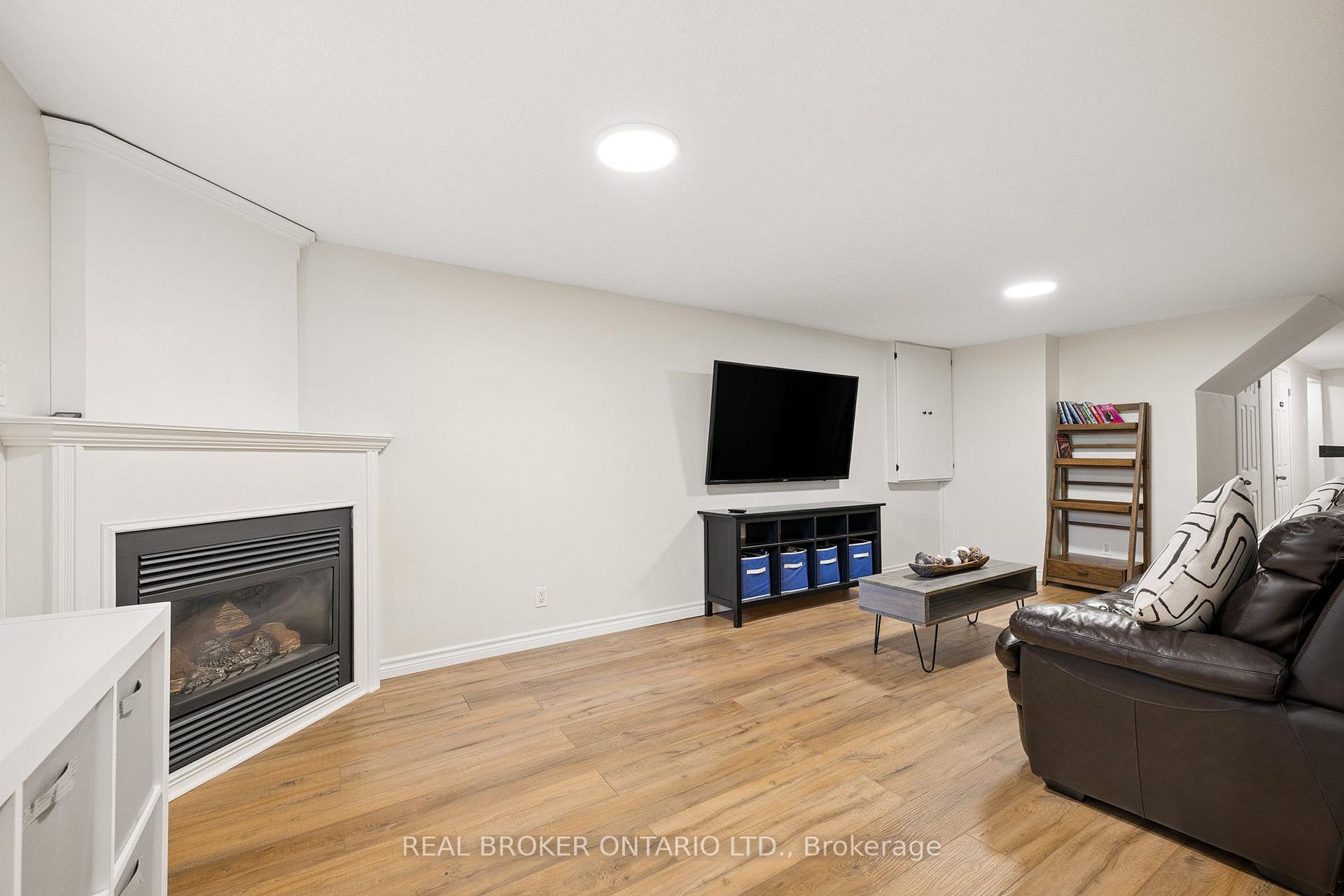 Photo 30 of 27 Nickolas Crescent, Cambridge, Silver Heights — HOMEH
