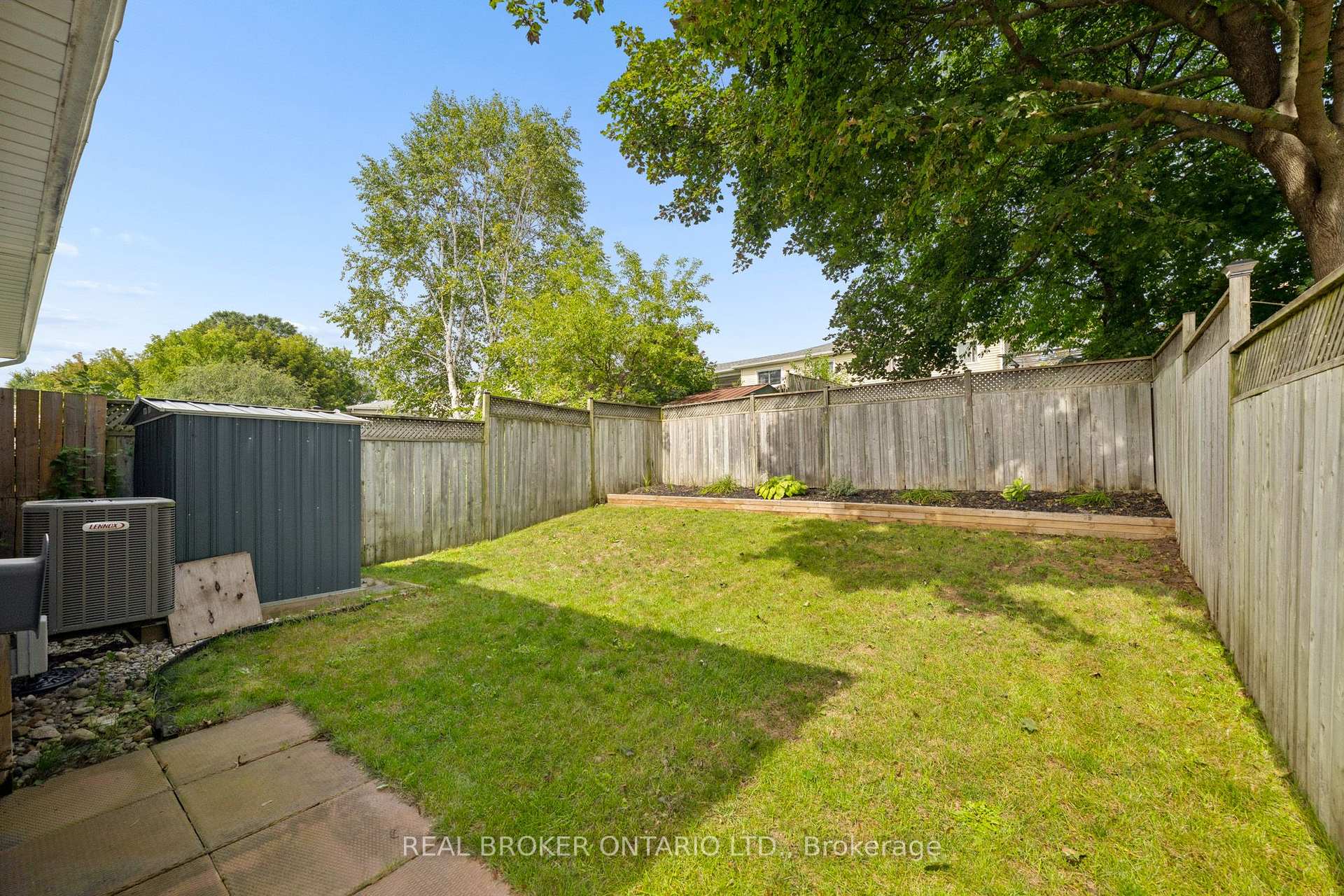 Photo 36 of 27 Nickolas Crescent, Cambridge, Silver Heights — HOMEH