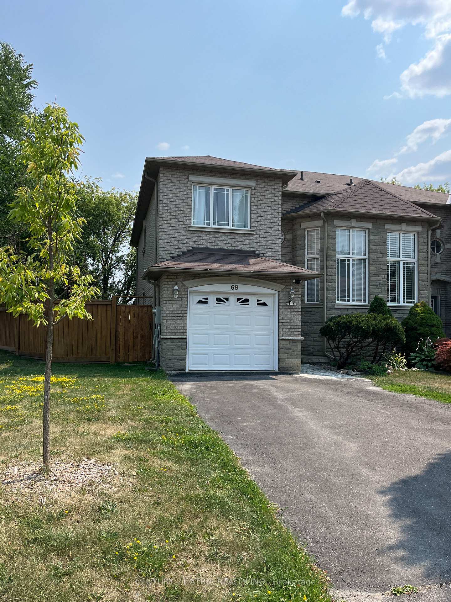 Front of 69 Loredana Court