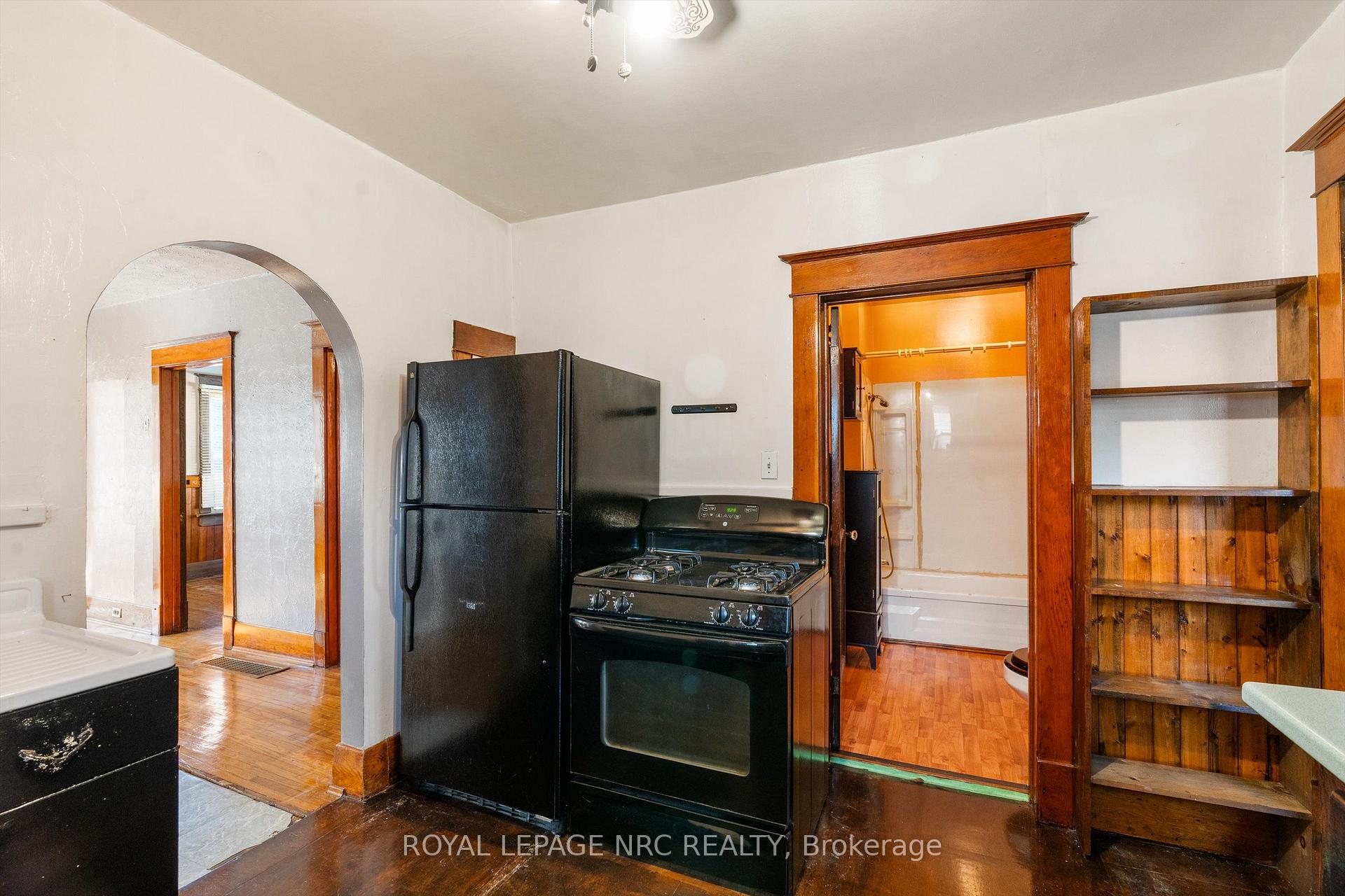 Photo 13 of 428 Phipps Street, Fort Erie, Central — HOMEH