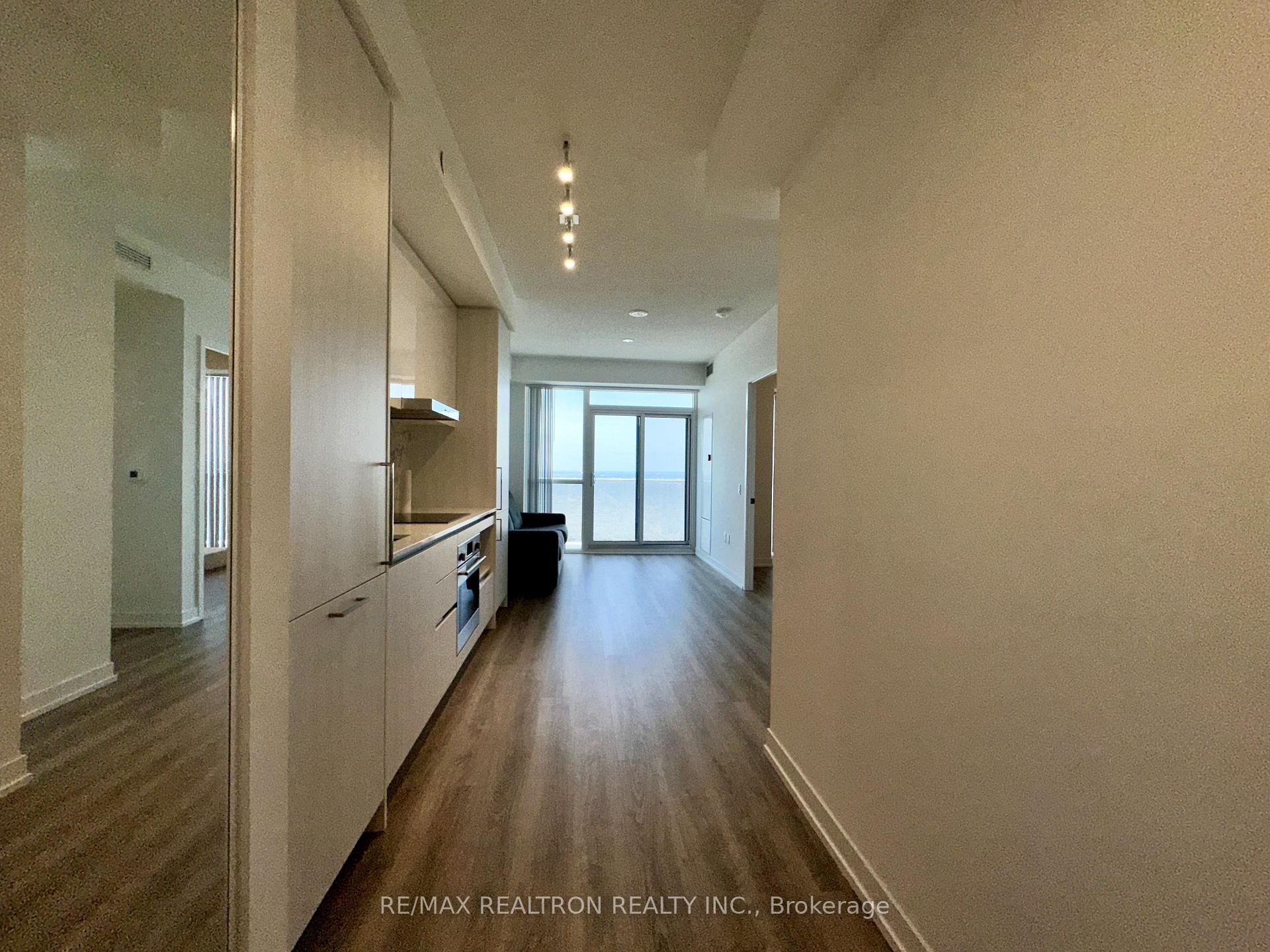 Photo 2 of Unit 4808, 195 Commerce Street E, Vaughan, Vaughan Corporate Centre — HOMEH