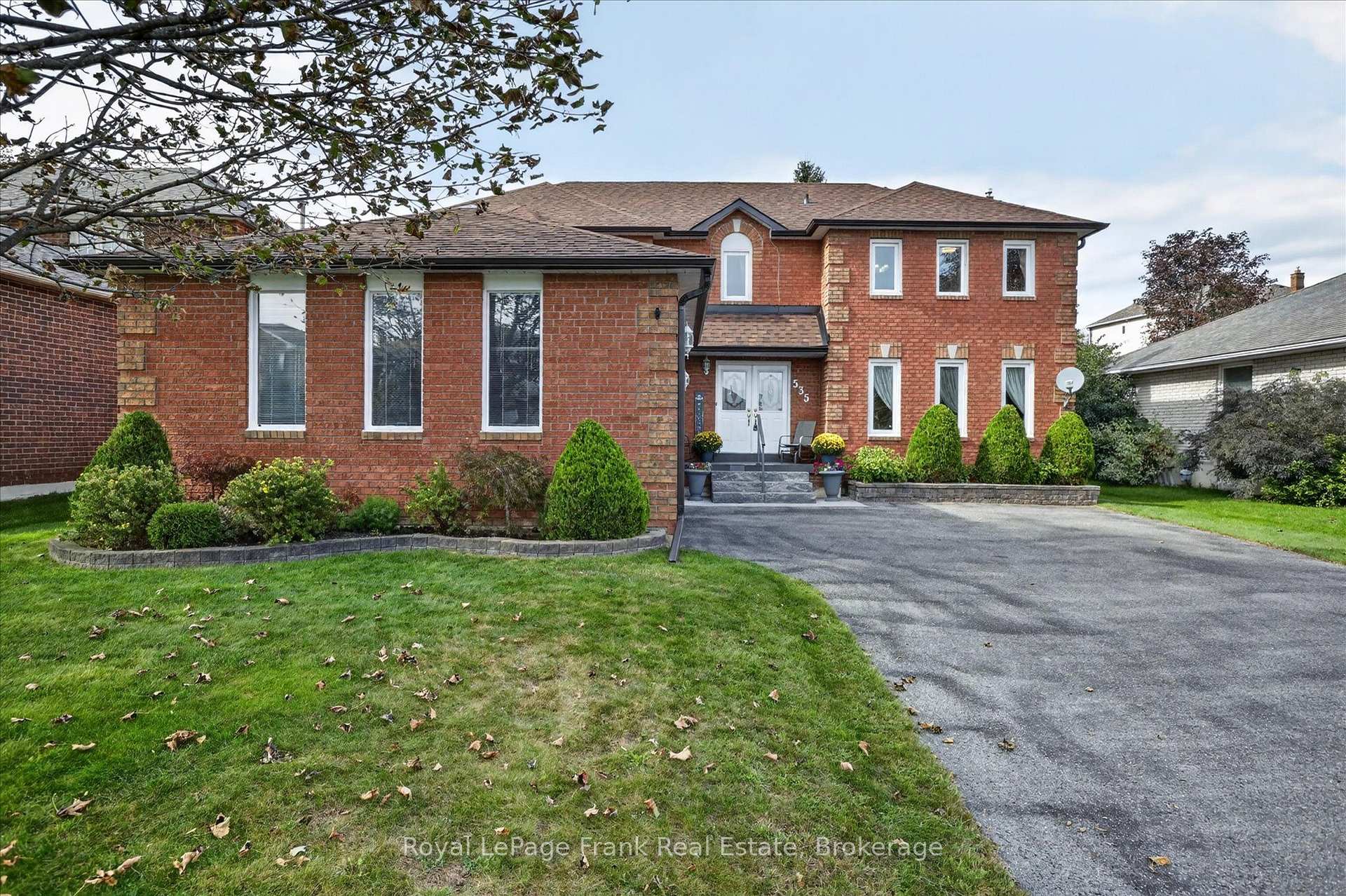 Photo 3 of 535 Fortye Drive, Peterborough, Otonabee Ward 1 — HOMEH
