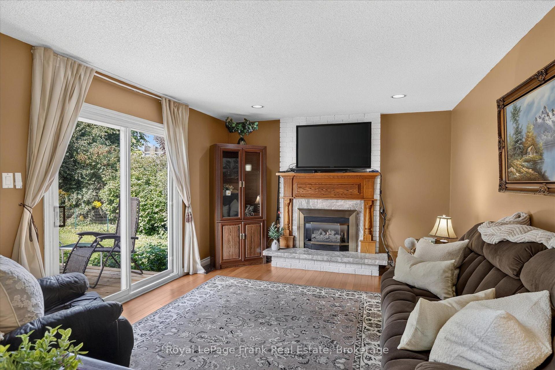 Photo 20 of 535 Fortye Drive, Peterborough, Otonabee Ward 1 — HOMEH