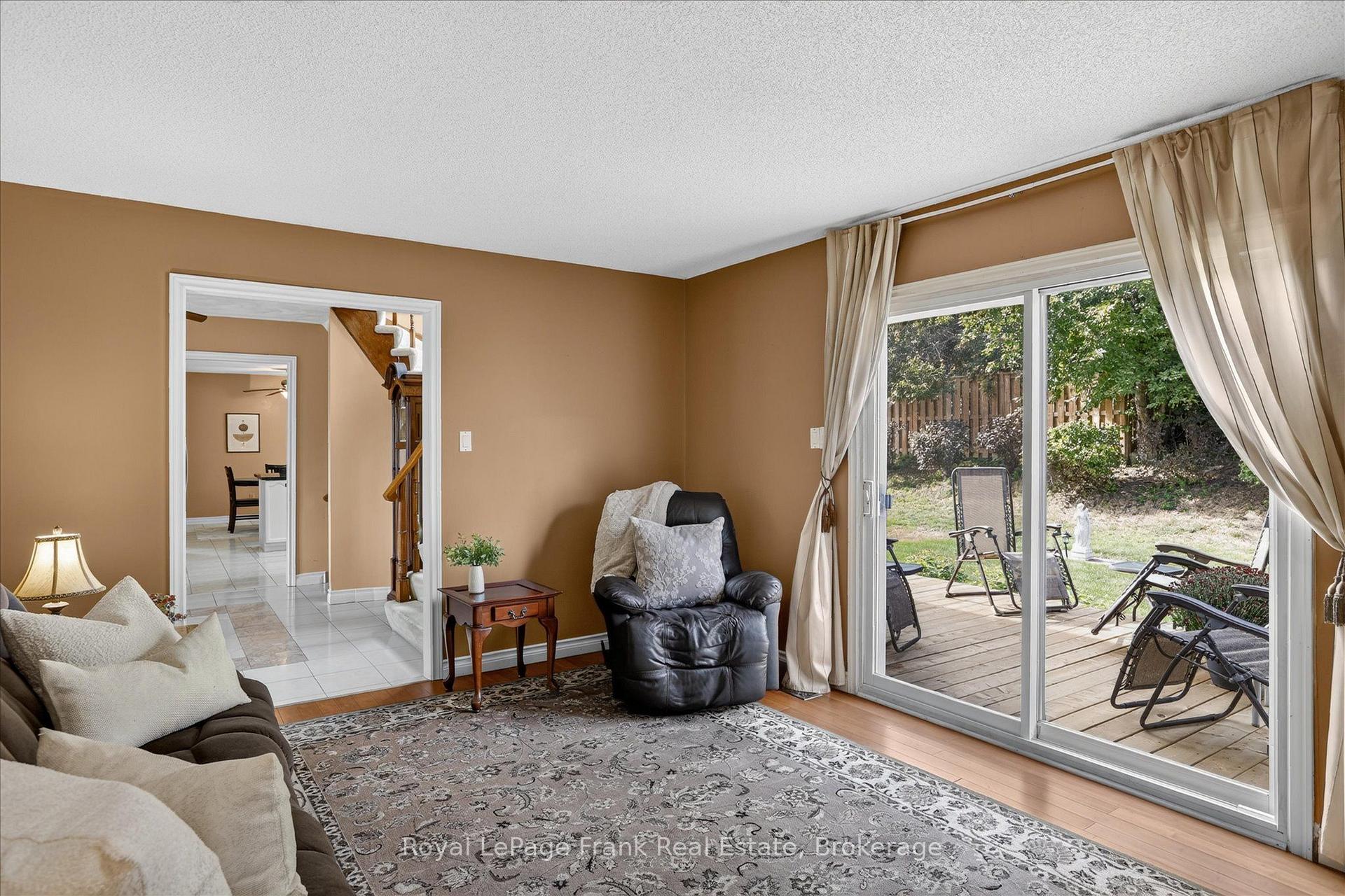 Photo 21 of 535 Fortye Drive, Peterborough, Otonabee Ward 1 — HOMEH