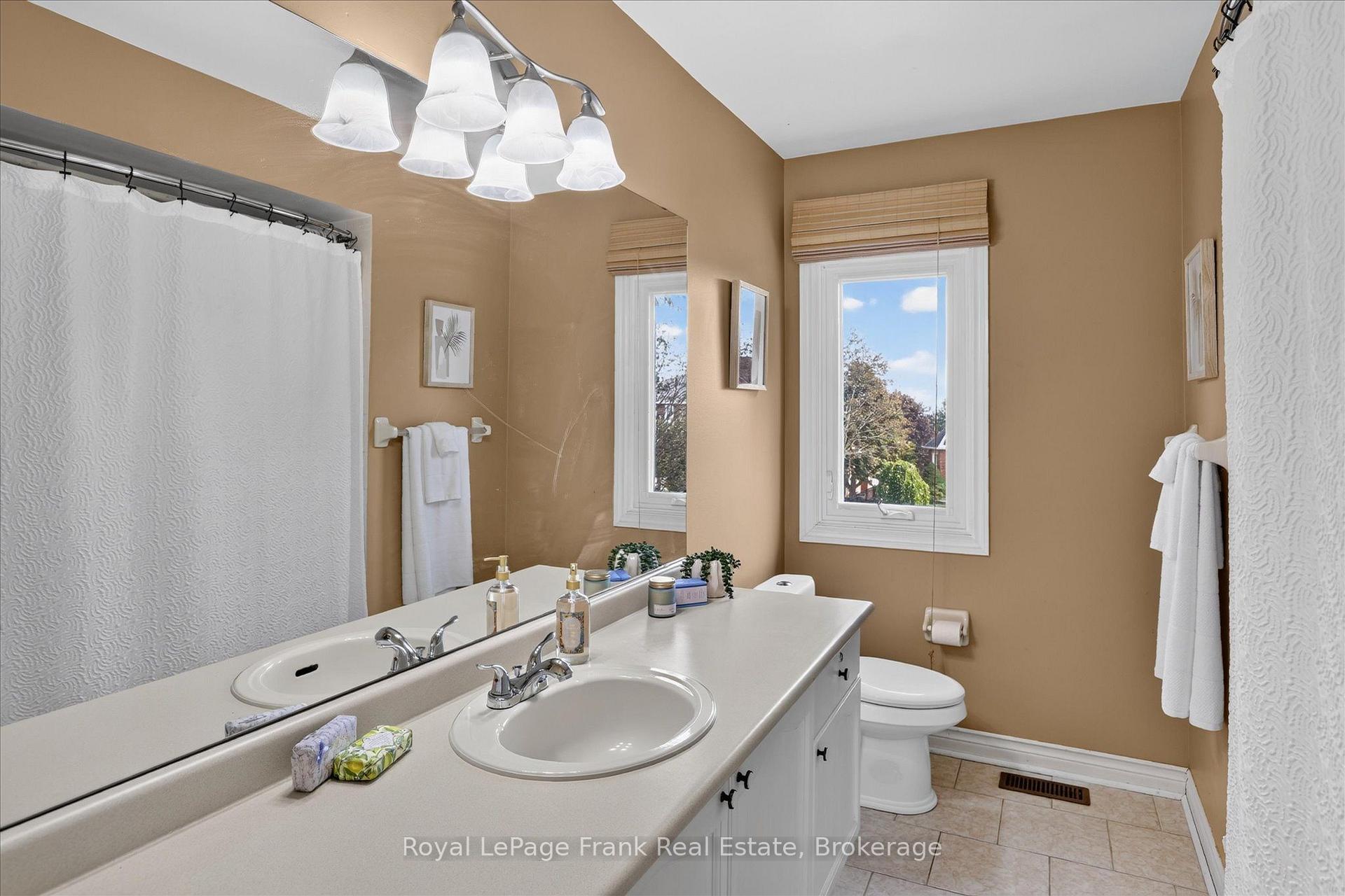 Photo 36 of 535 Fortye Drive, Peterborough, Otonabee Ward 1 — HOMEH