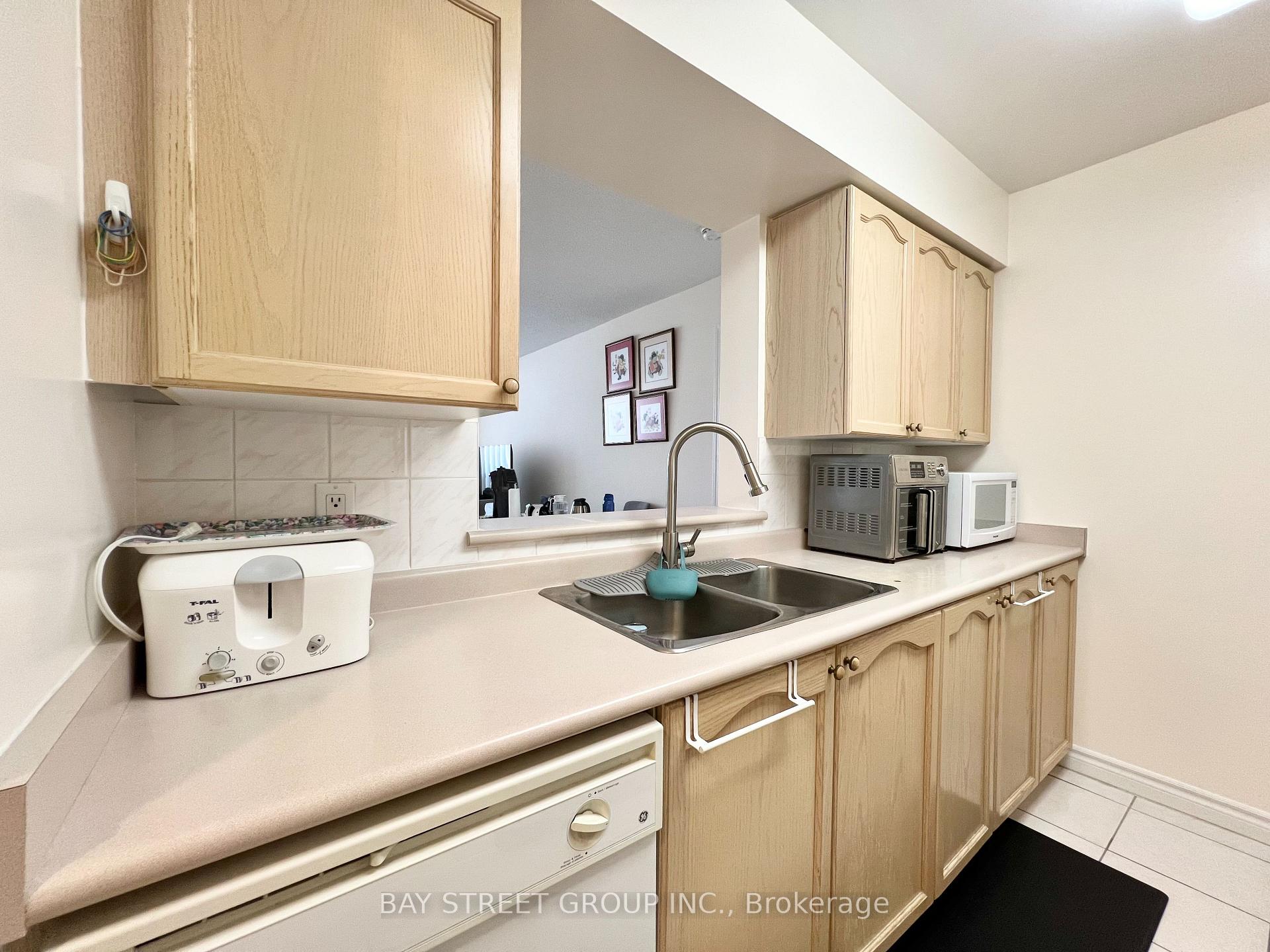 Photo 16 of Unit 1102, 3088 Kennedy Road, Scarborough, Steeles — HOMEH