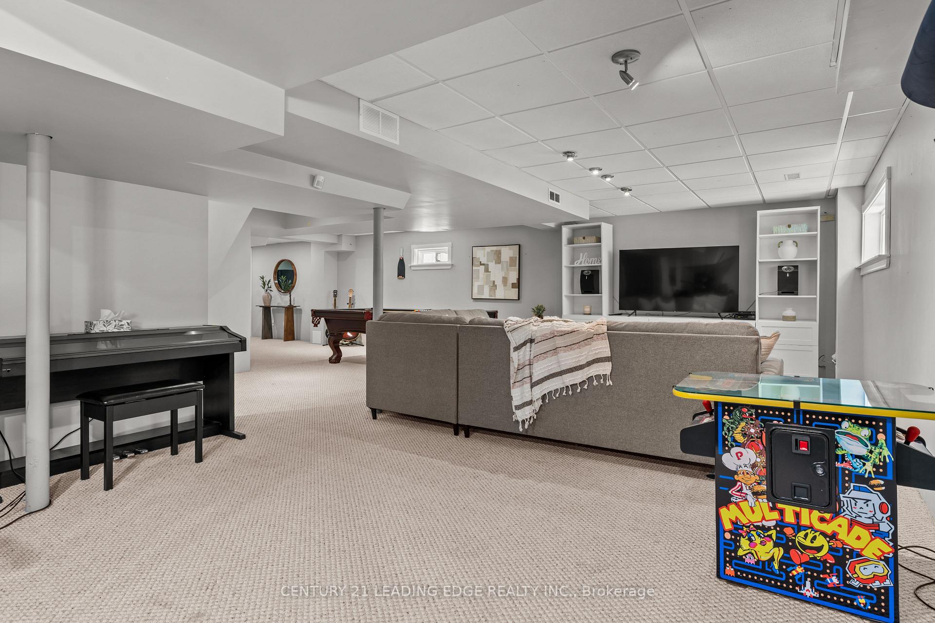 Photo 46 of 106 Mackey Drive, Whitby, Lynde Creek — HOMEH