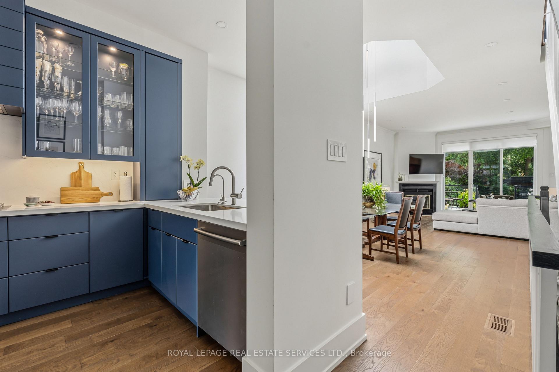 Photo 4 of 7 Bowman Street, Toronto, Cabbagetown-South St. James Town — HOMEH