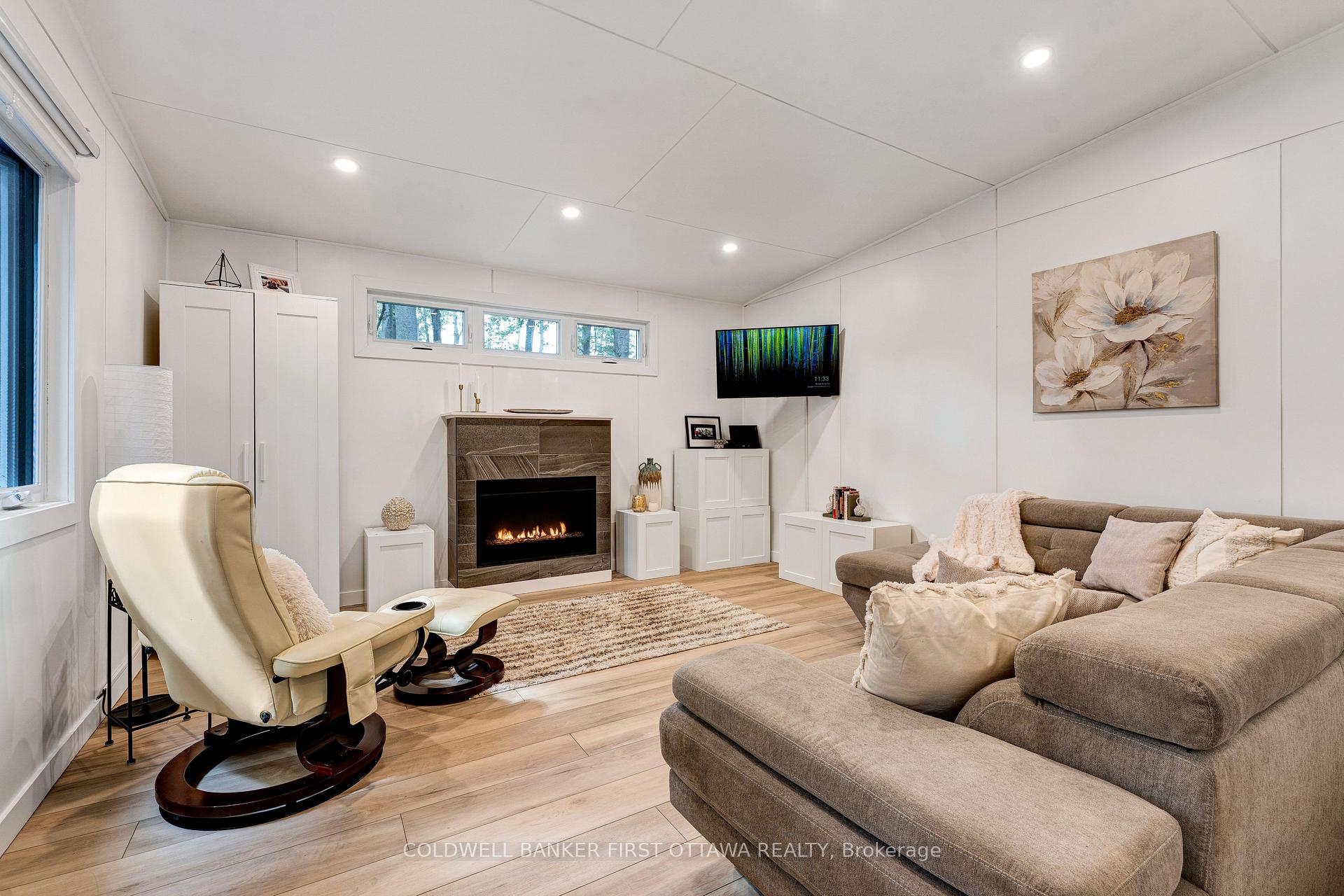 Photo 27 of 194 Tay Ridge Drive, Tay Valley, Bathurst/Burgess & Sherbrooke (Bathurst) Twp — HOMEH