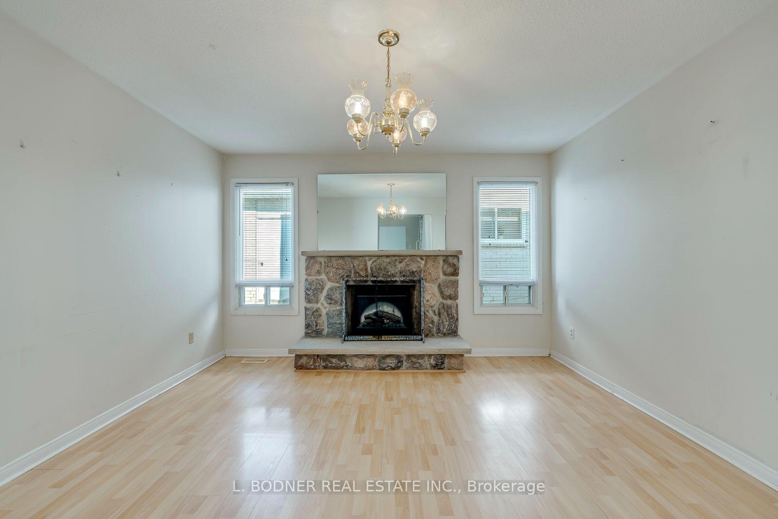 Photo 14 of 4141 Garrowhill Trail, Mississauga, Rathwood — HOMEH
