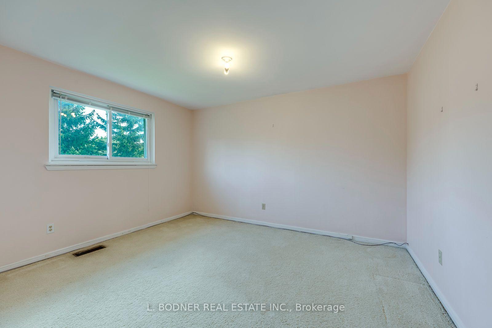Photo 19 of 4141 Garrowhill Trail, Mississauga, Rathwood — HOMEH