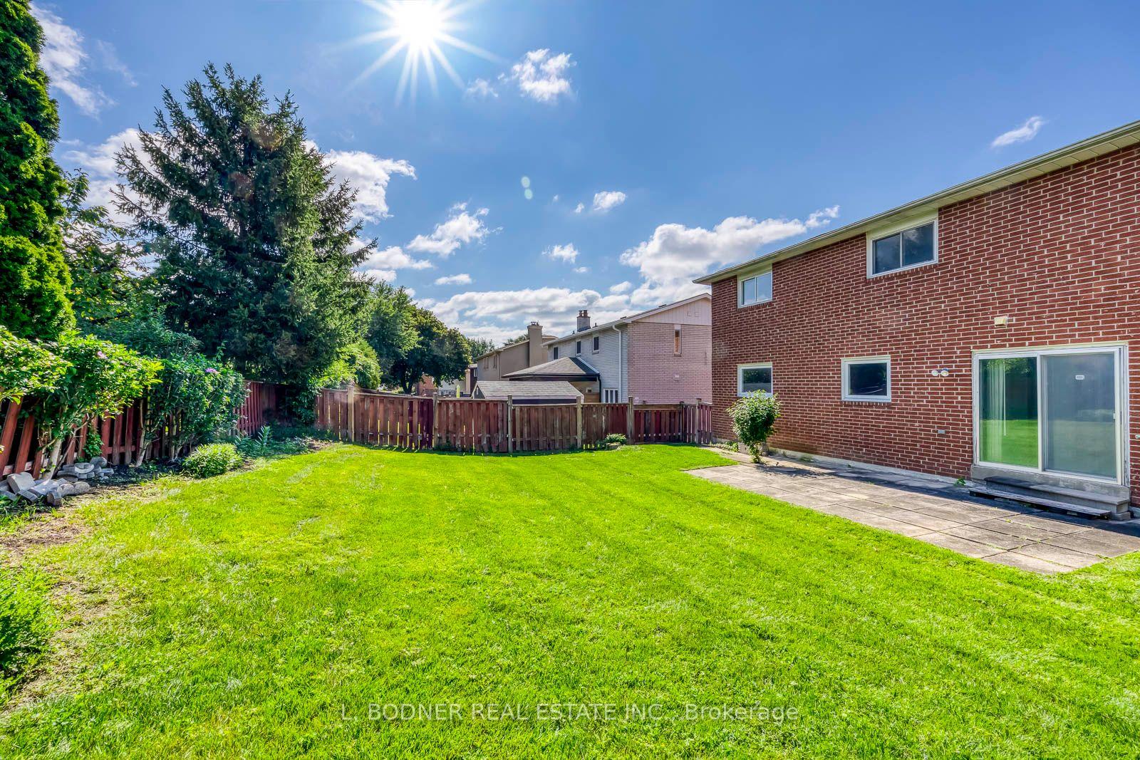 Photo 26 of 4141 Garrowhill Trail, Mississauga, Rathwood — HOMEH