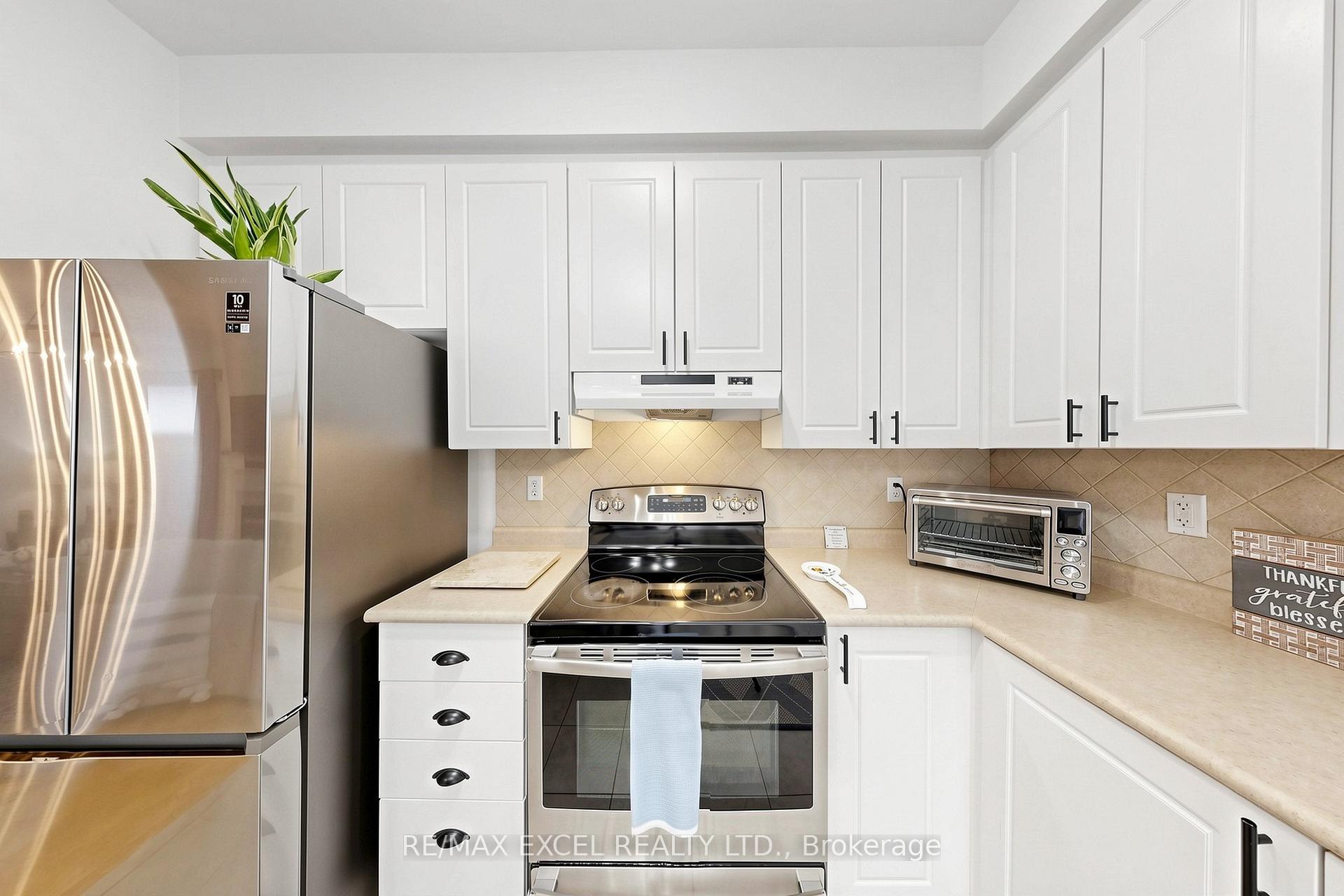 Photo 17 of 8 Hammersly Boulevard, Markham, Wismer — HOMEH
