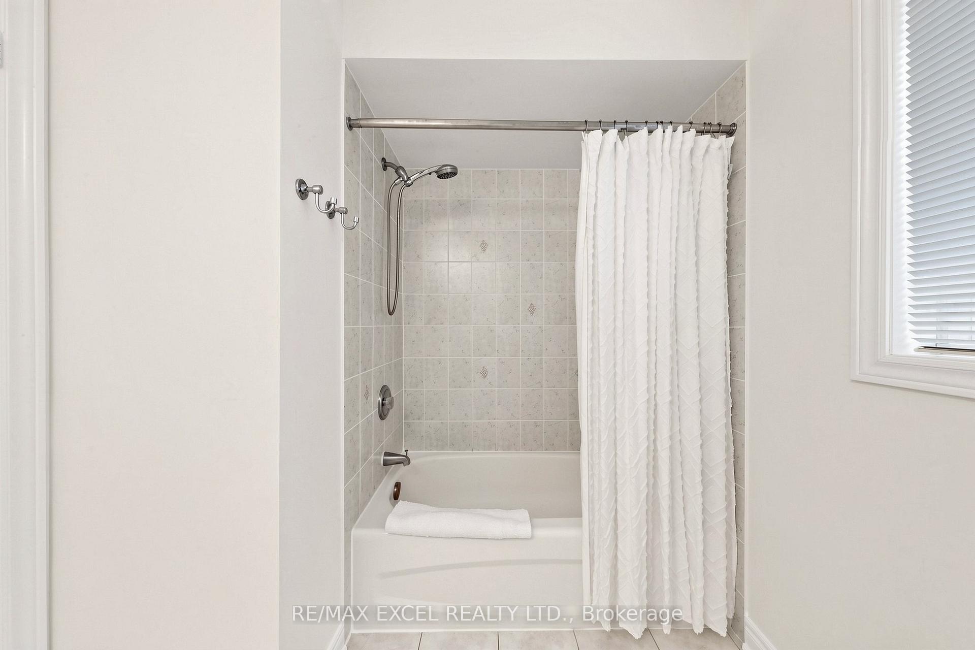 Photo 36 of 8 Hammersly Boulevard, Markham, Wismer — HOMEH