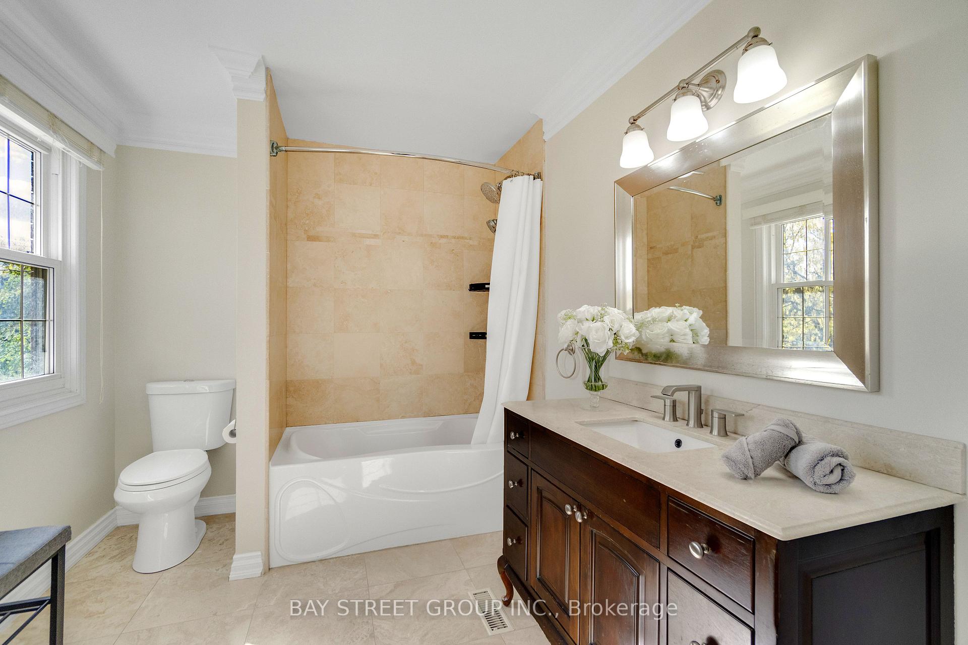 Photo 31 of 1305 Monks Passage, Oakville, Glen Abbey — HOMEH