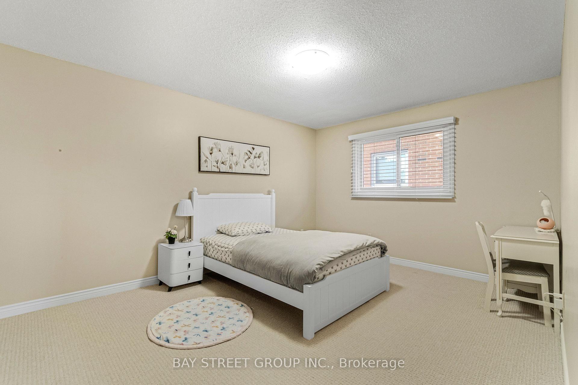 Photo 33 of 1305 Monks Passage, Oakville, Glen Abbey — HOMEH