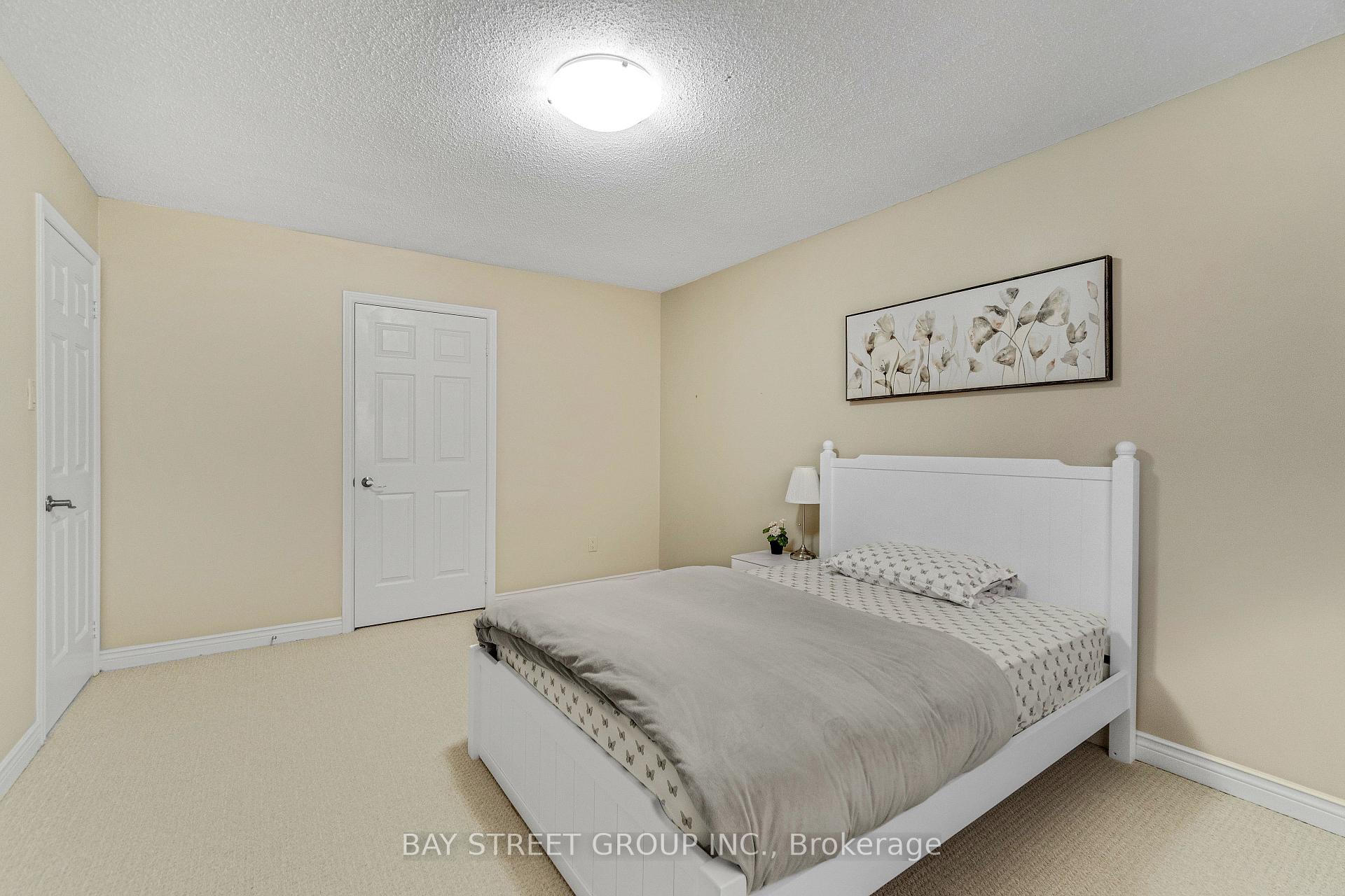 Photo 34 of 1305 Monks Passage, Oakville, Glen Abbey — HOMEH