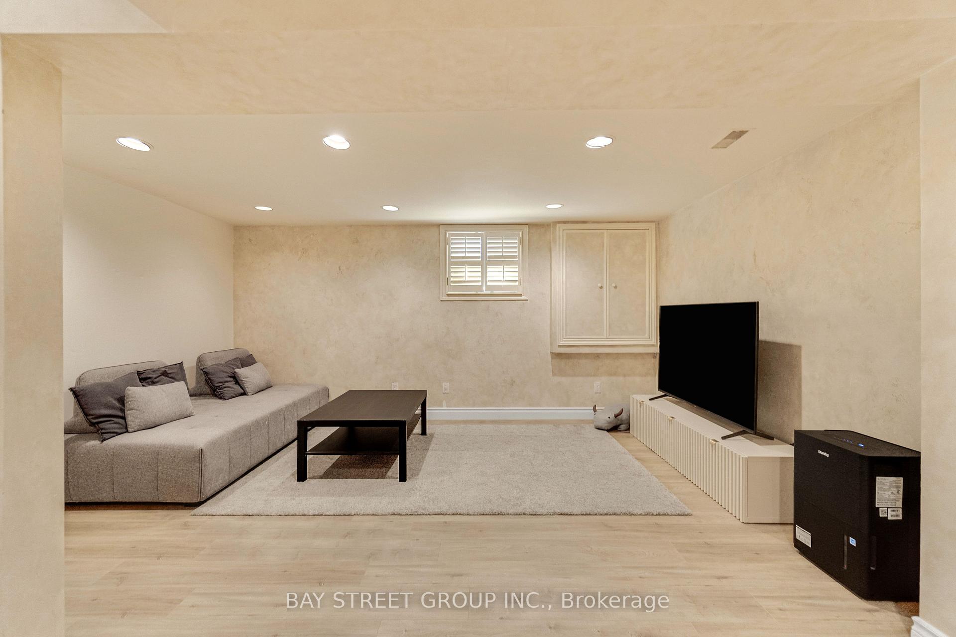 Photo 39 of 1305 Monks Passage, Oakville, Glen Abbey — HOMEH
