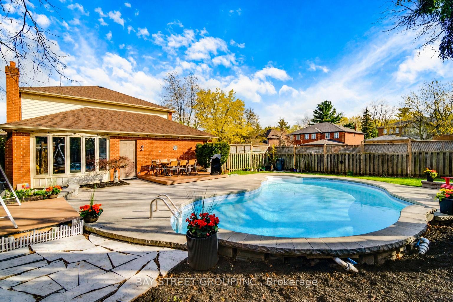 Photo 48 of 1305 Monks Passage, Oakville, Glen Abbey — HOMEH