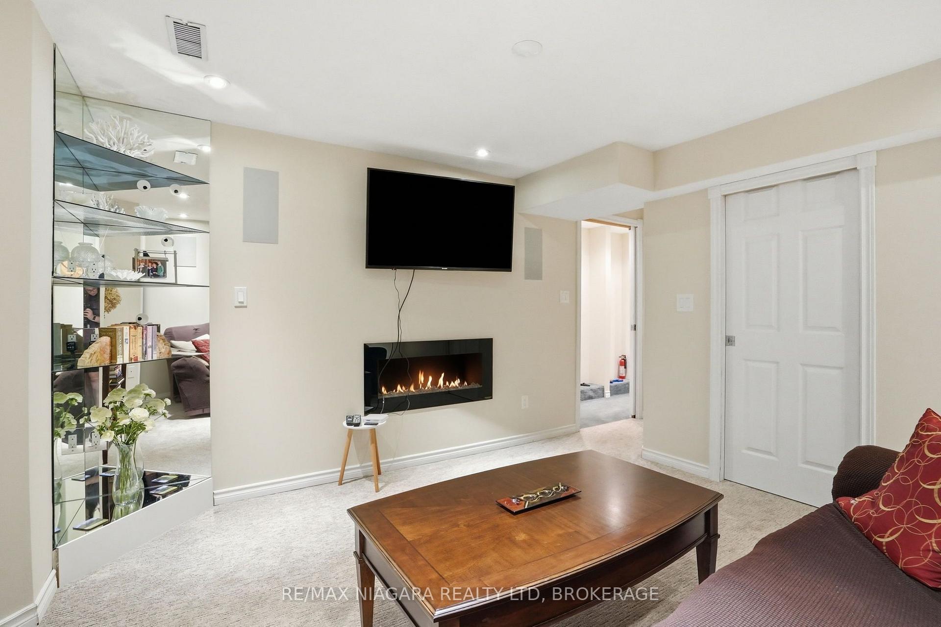 Photo 36 of Unit 10, 99 Linwell Road, St. Catharines, Lakeport — HOMEH
