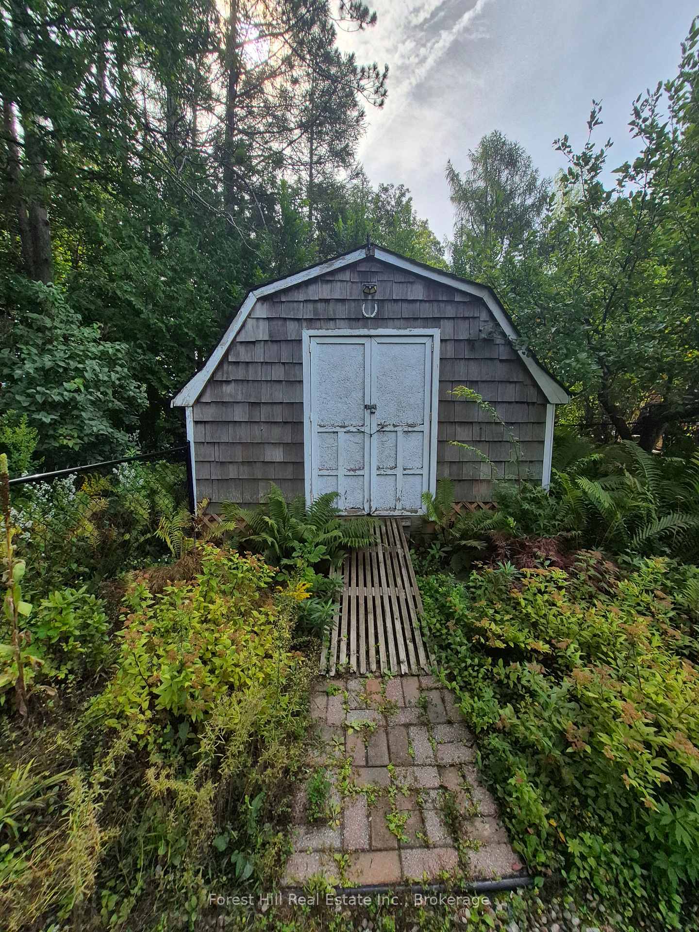Photo 31 of 679 Simcoe Avenue W, Tay, Port McNicoll — HOMEH