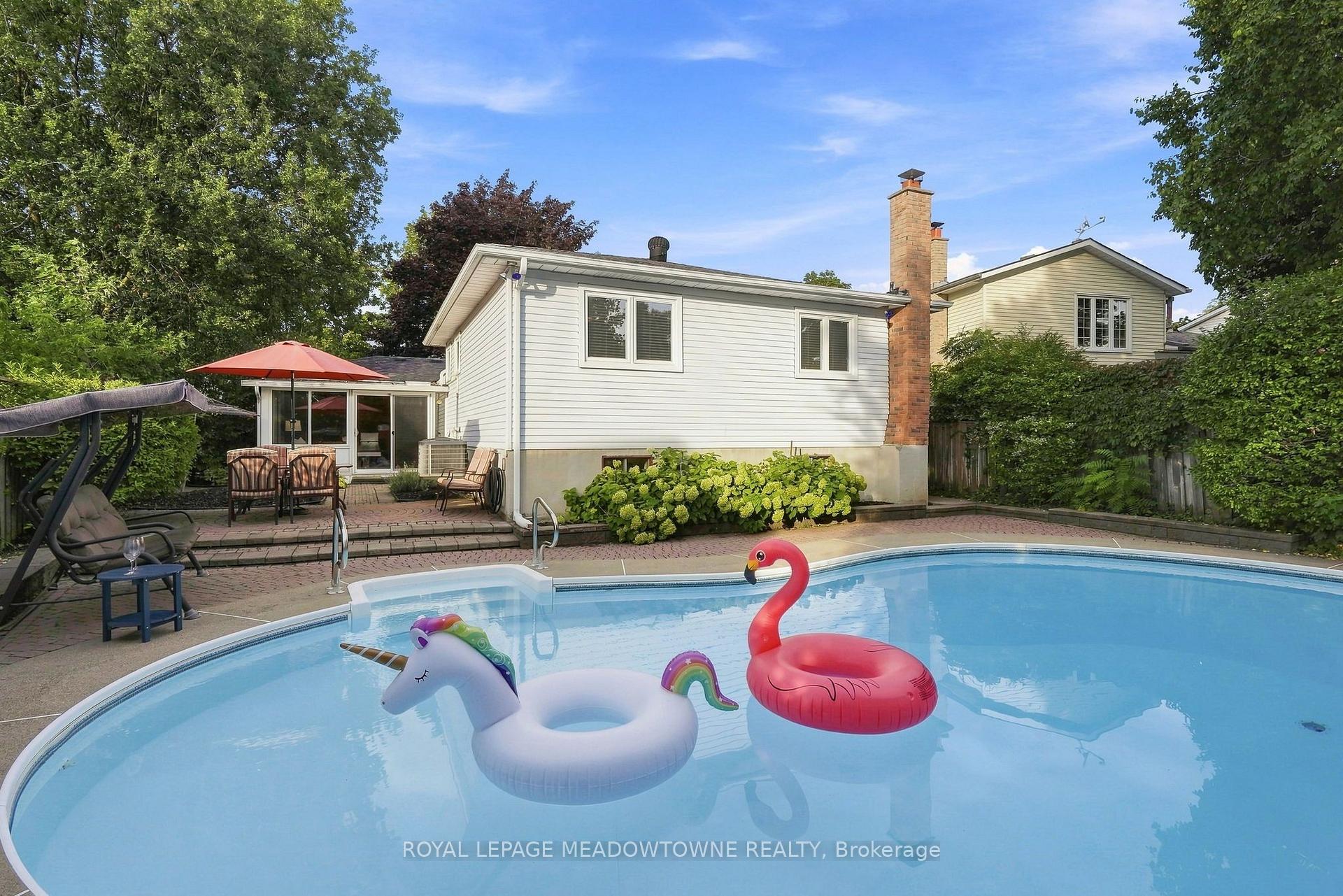 Photo 9 of 621 Moorelands Crescent, Milton, Timberlea — HOMEH