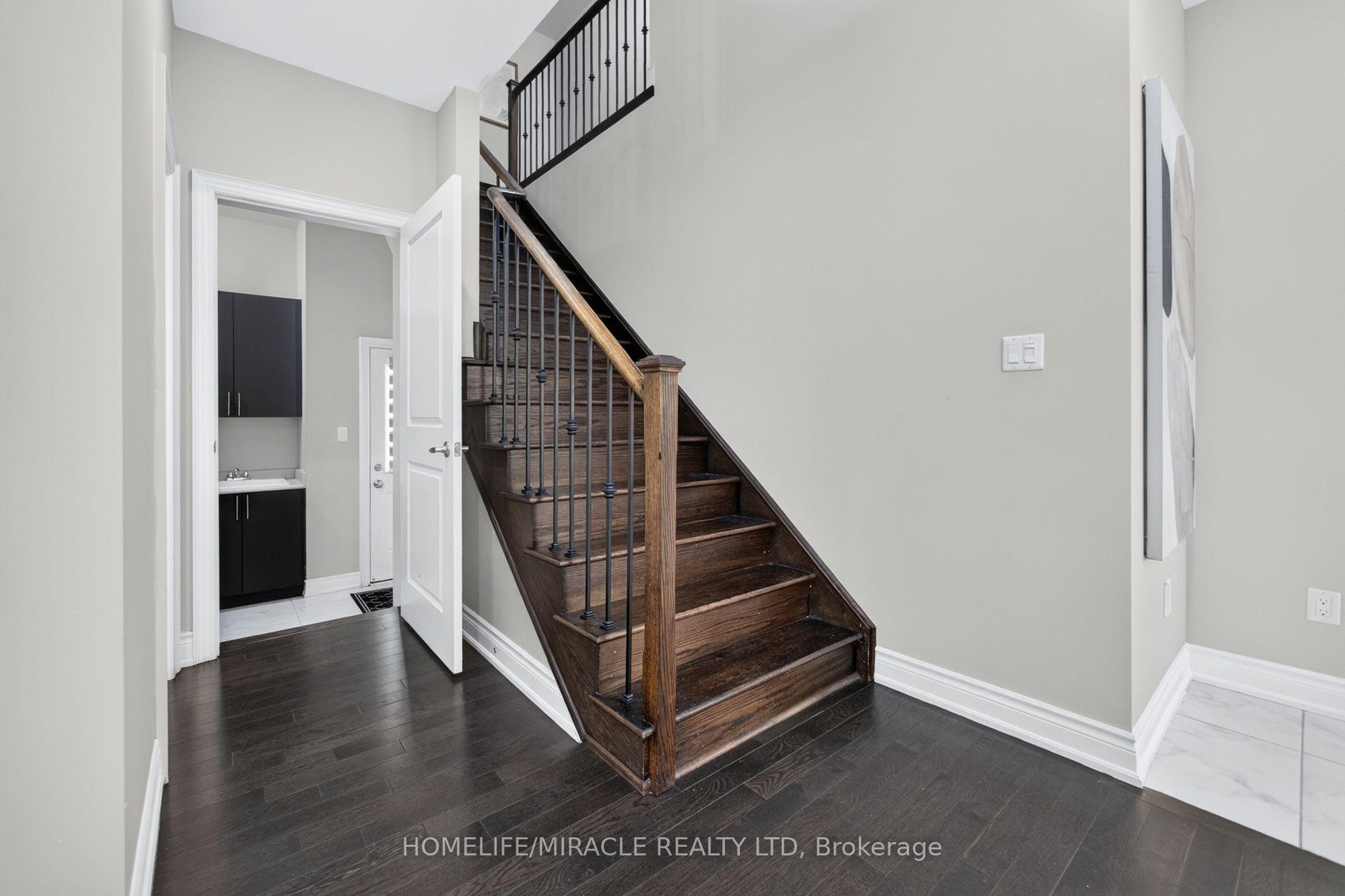 Photo 27 of 4 Vineyard Drive, Brampton, Bram West — HOMEH