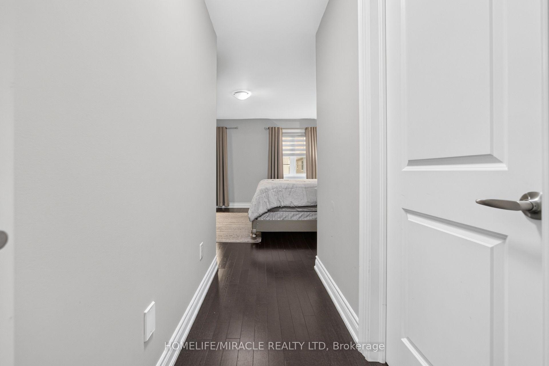 Photo 30 of 4 Vineyard Drive, Brampton, Bram West — HOMEH