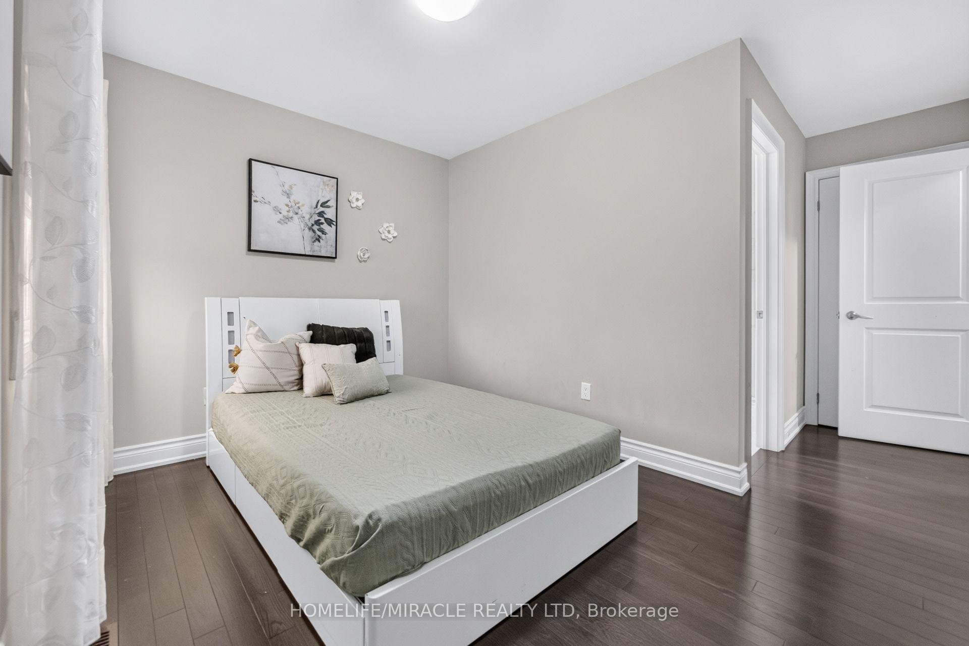 Photo 39 of 4 Vineyard Drive, Brampton, Bram West — HOMEH