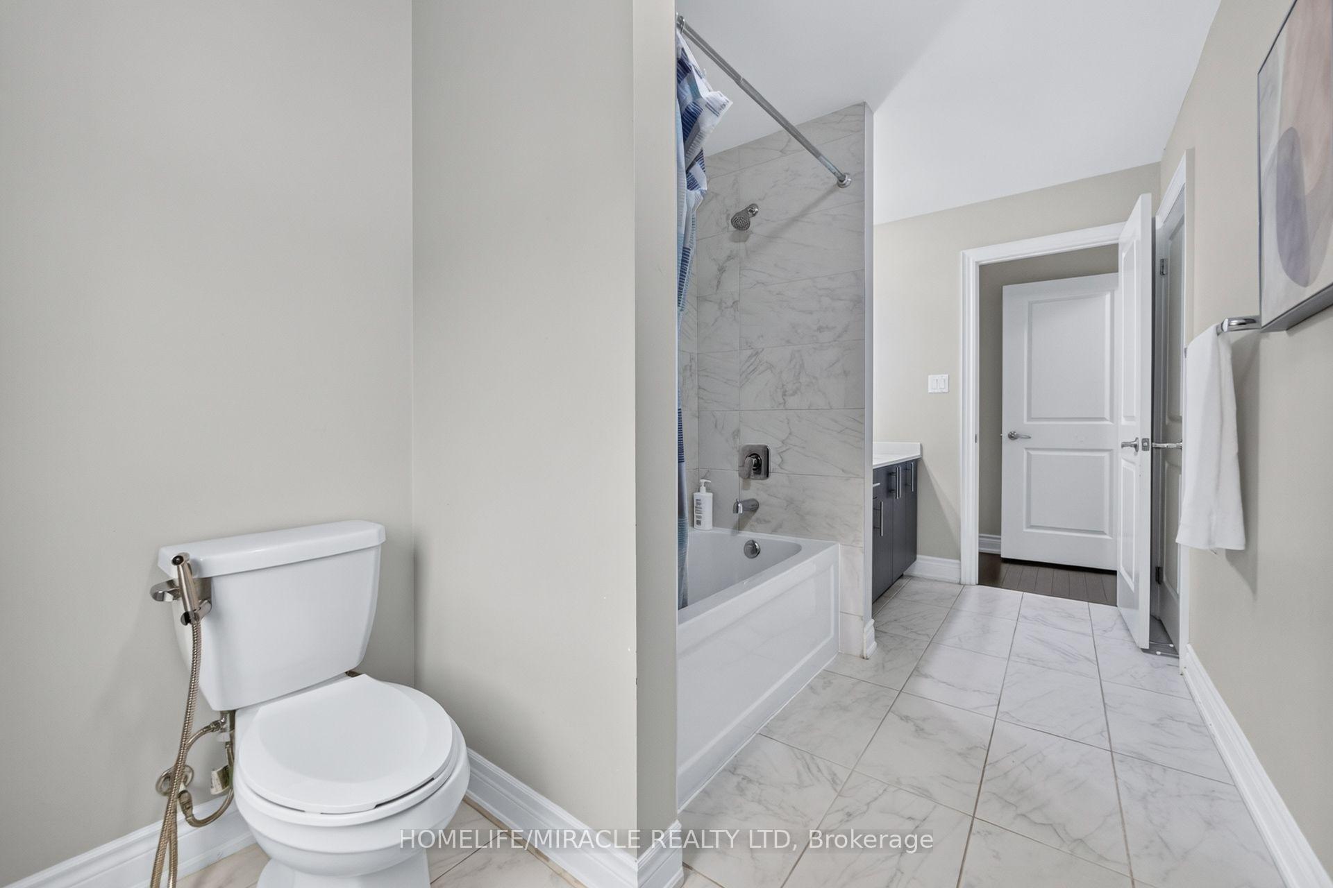 Photo 44 of 4 Vineyard Drive, Brampton, Bram West — HOMEH