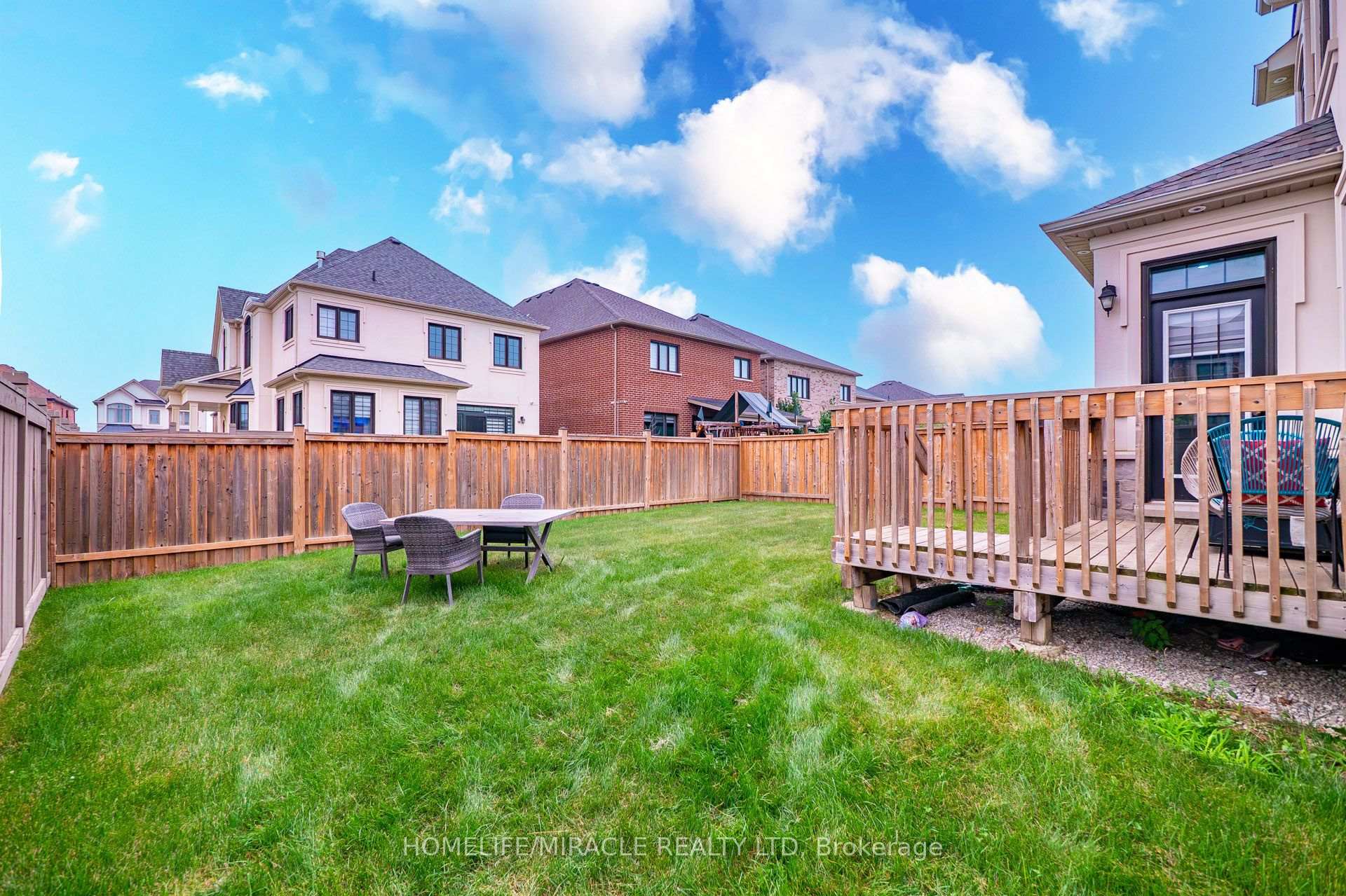 Photo 49 of 4 Vineyard Drive, Brampton, Bram West — HOMEH