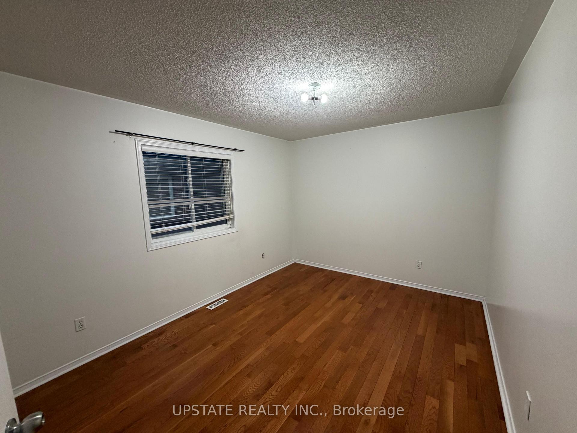 Photo 9 of 56 Luella Crescent, Brampton, Fletcher's Meadow — HOMEH