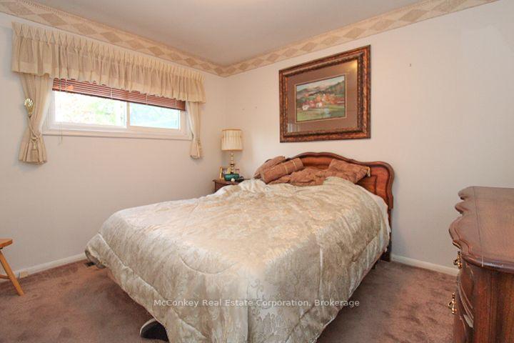 Photo 33 of 492 Robert Road, Peterborough, Otonabee Ward 1 — HOMEH