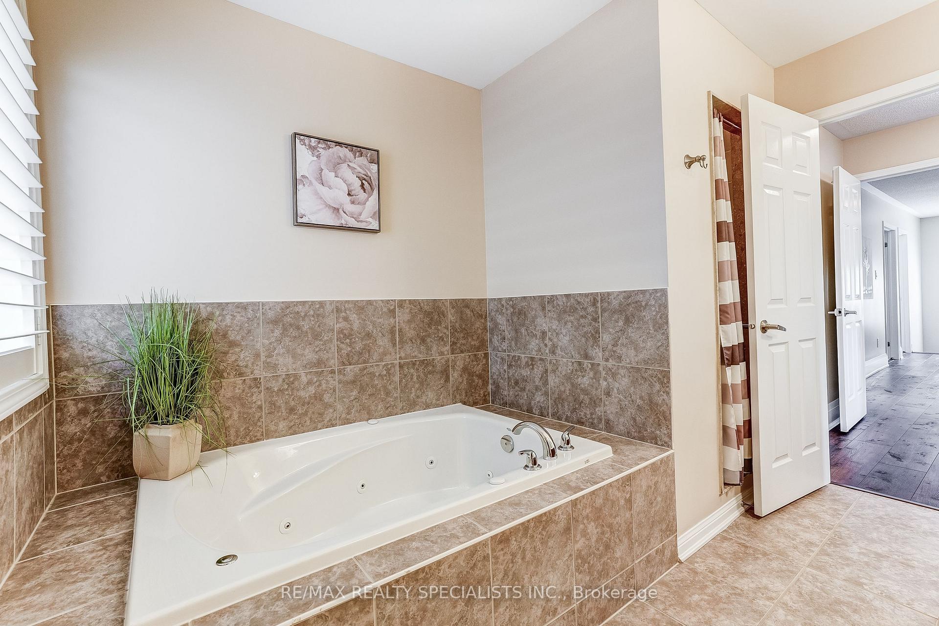 Photo 32 of 496 Cusick Circle, Milton, Harrison — HOMEH