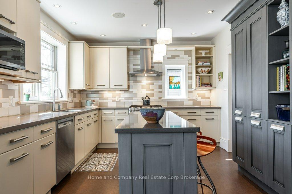Photo 10 of 227 William Street, Stratford — HOMEH
