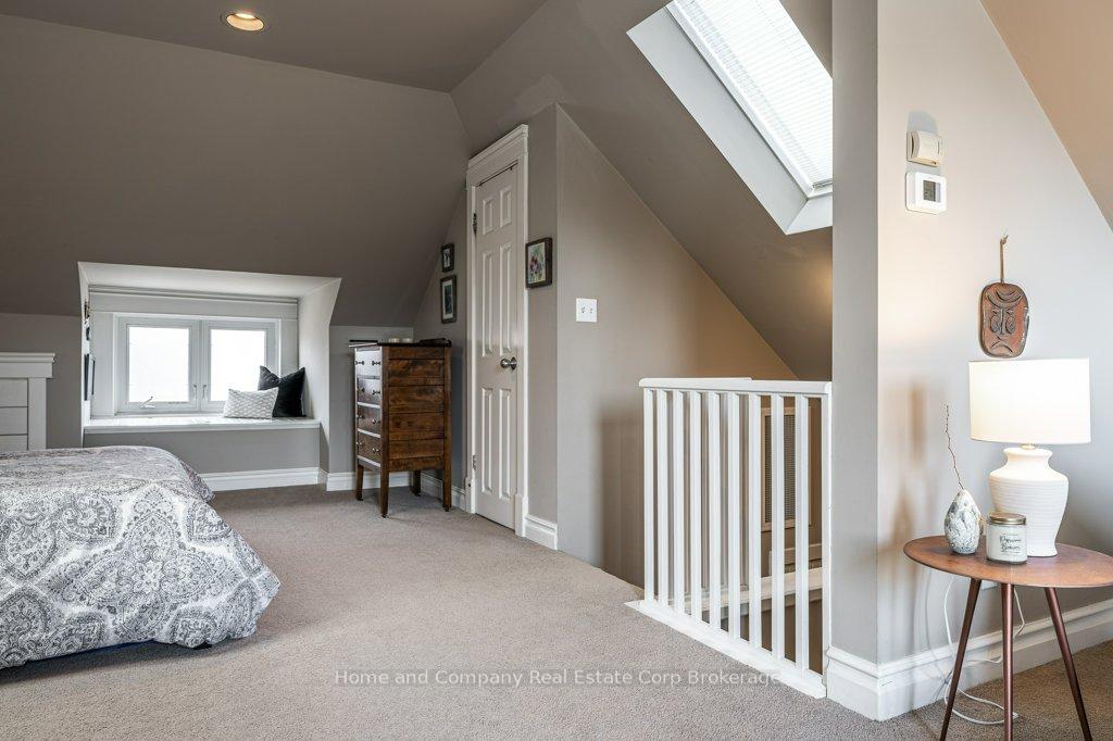 Photo 23 of 227 William Street, Stratford — HOMEH